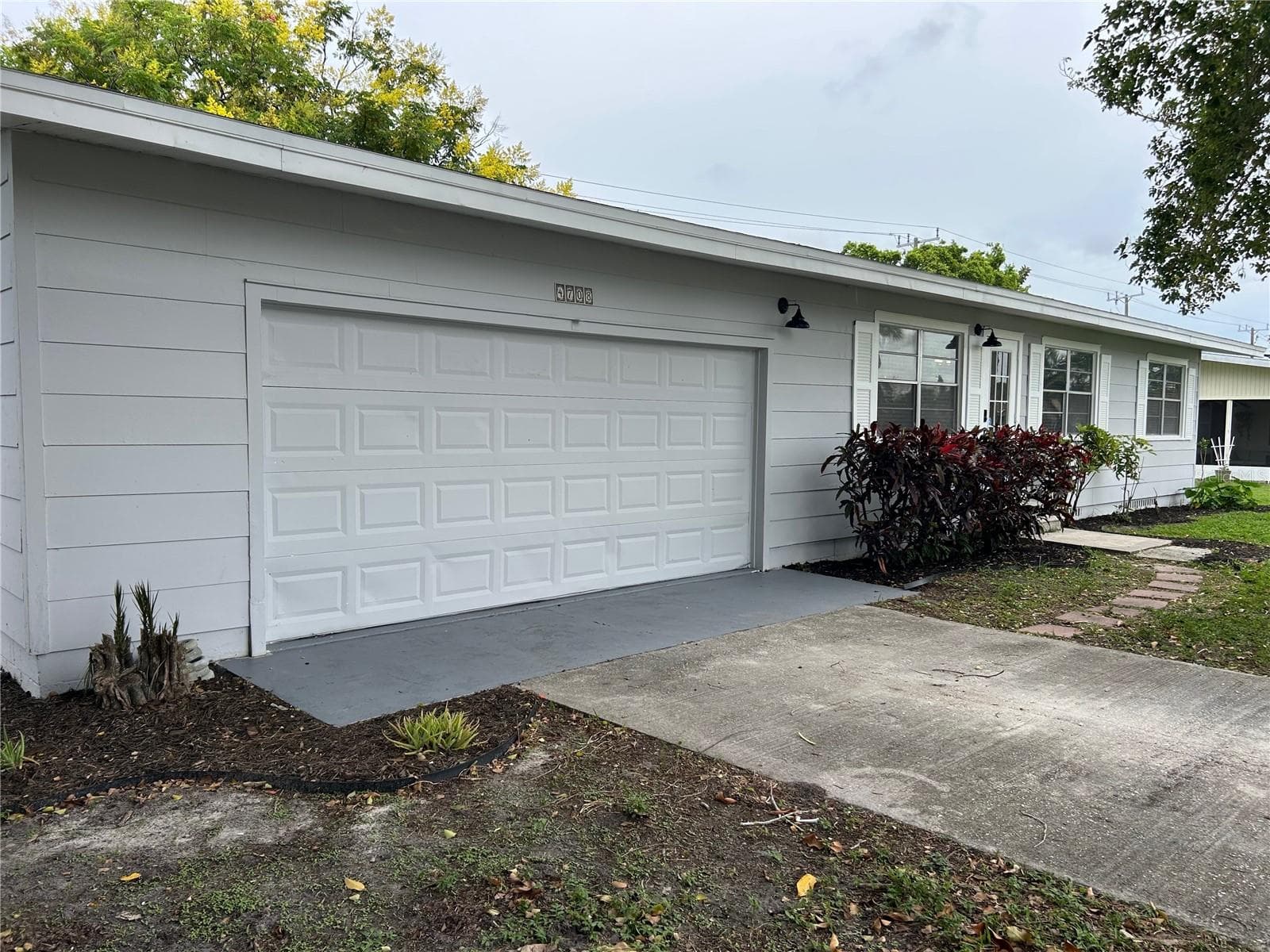 Single Family Residence at 4708 PARK ACRES DR, BRADENTON, photo 4 of 49