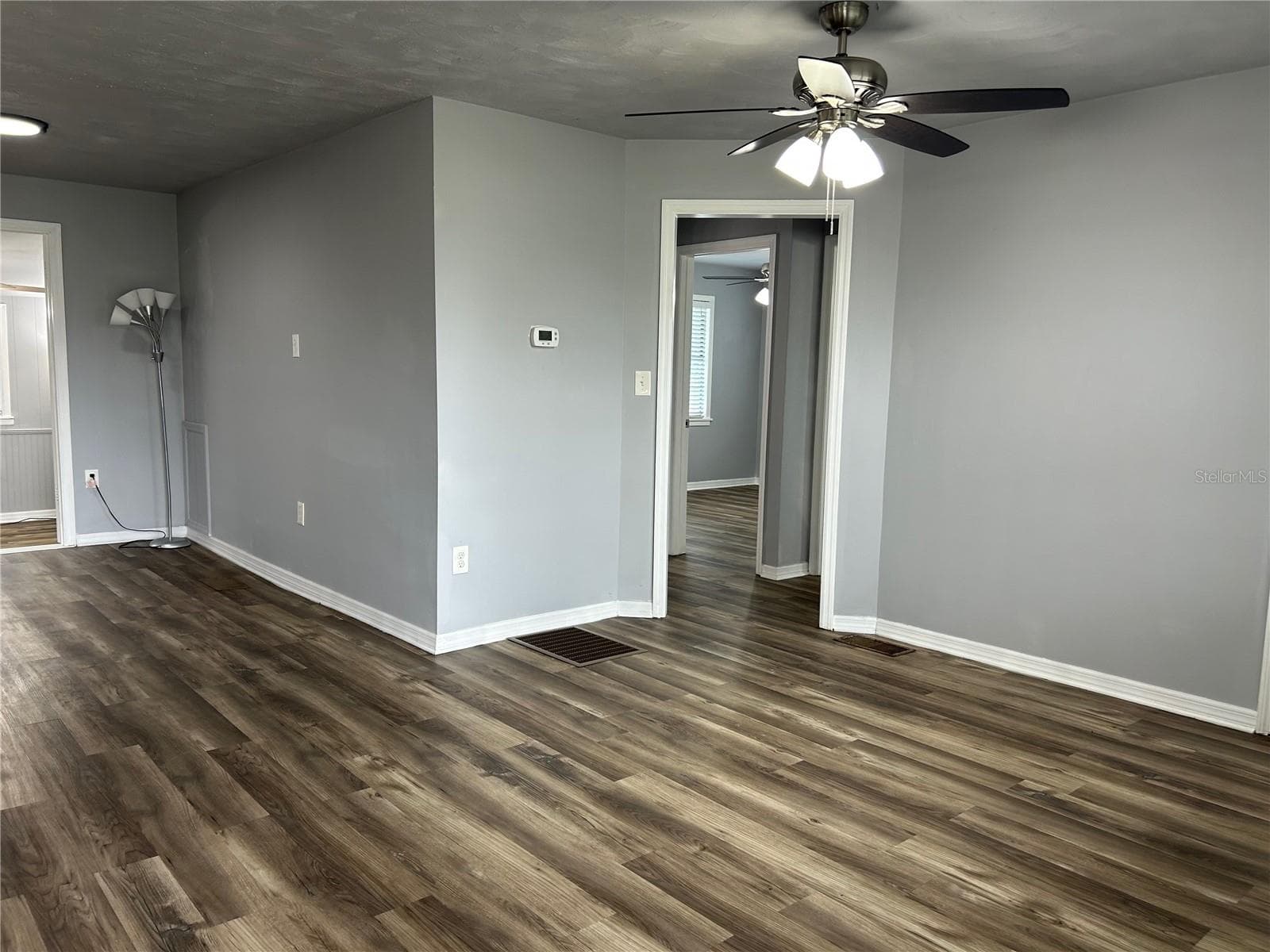 Single Family Residence at 4708 PARK ACRES DR, BRADENTON, photo 8 of 49
