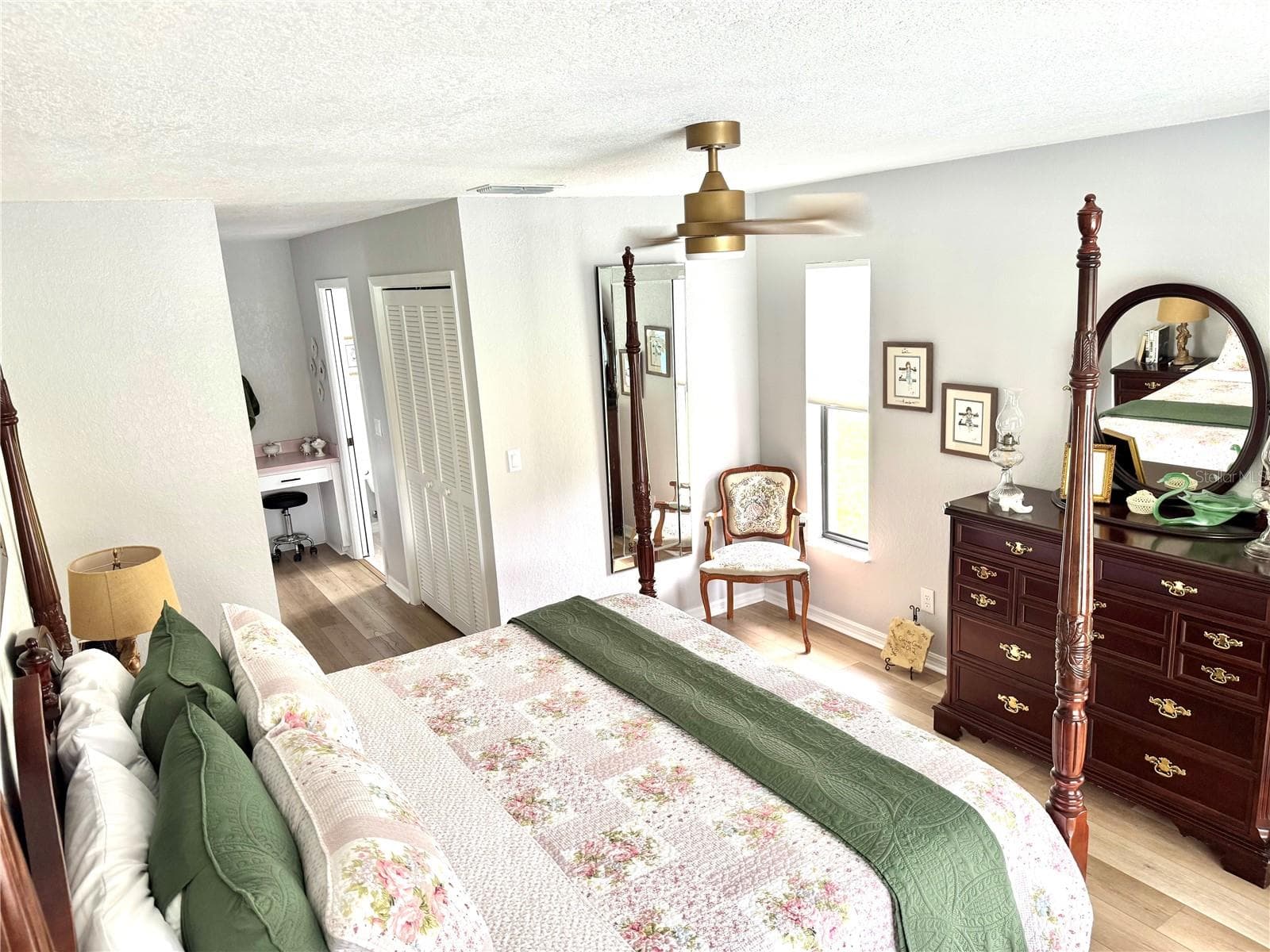 Single Family Residence at 8107 TEDBURN PARK, SPRING HILL, photo 15 of 41