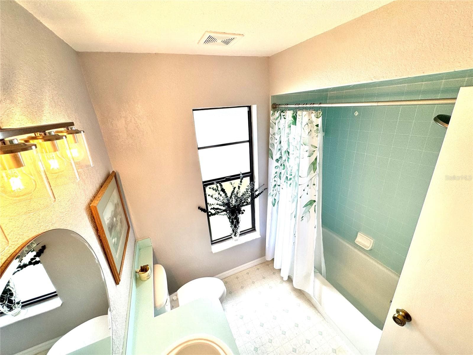 Single Family Residence at 8107 TEDBURN PARK, SPRING HILL, photo 25 of 41