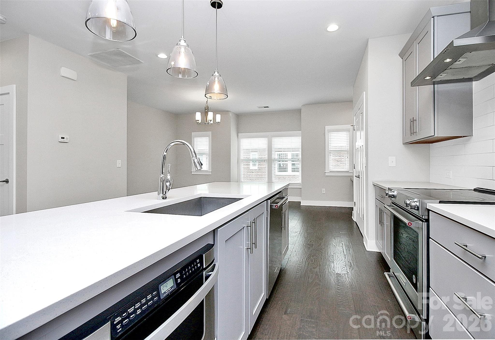 Townhouse at 1420 W 4th Street, Charlotte, photo 10 of 30