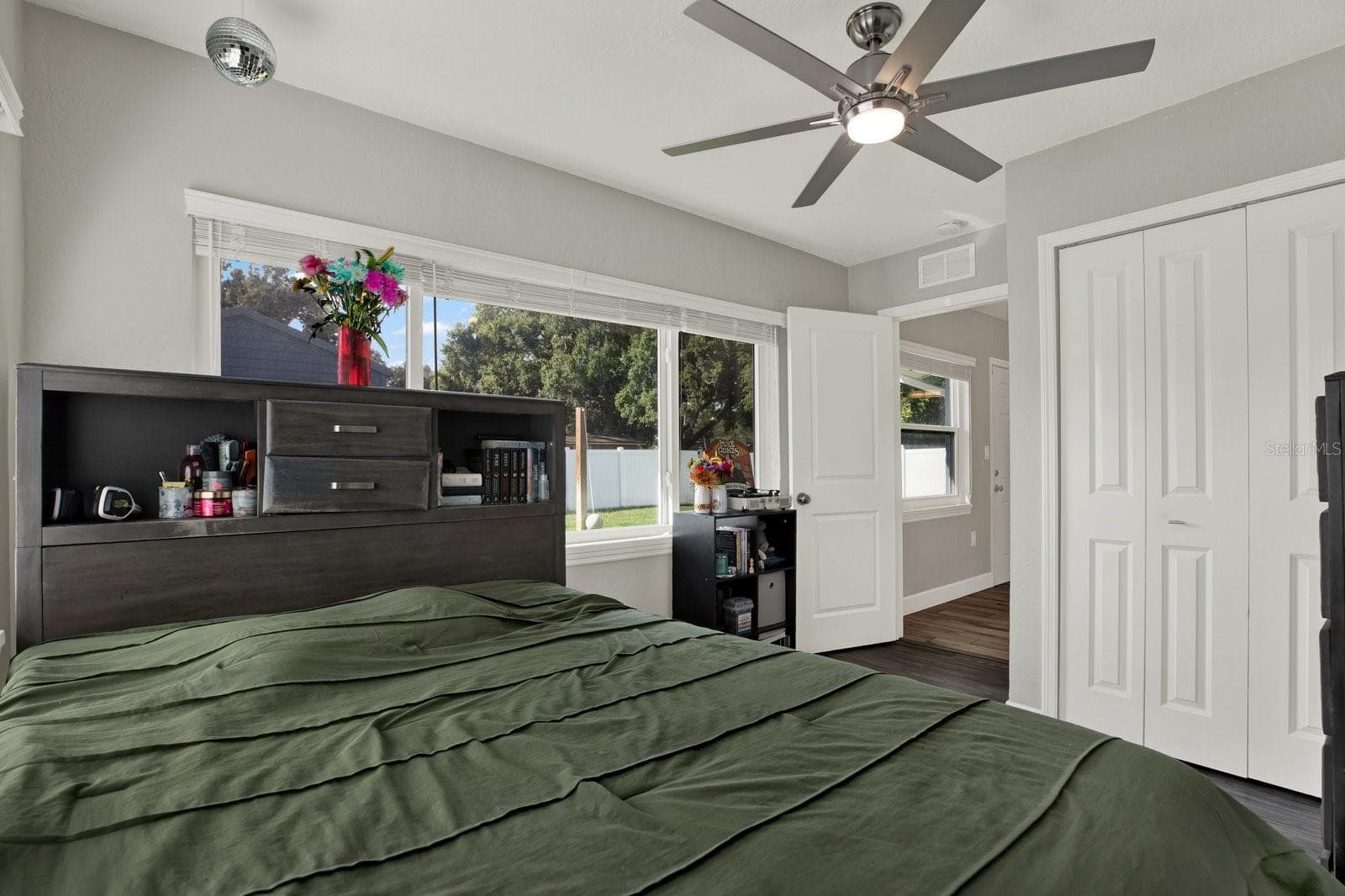 Single Family Residence at 1000 59TH AVE S, ST PETERSBURG, photo 8 of 19