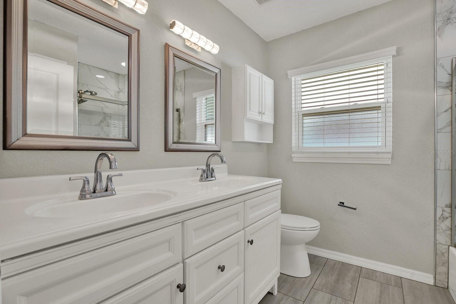 Single Family Residence at 1000 59TH AVE S, ST PETERSBURG, photo 9 of 19
