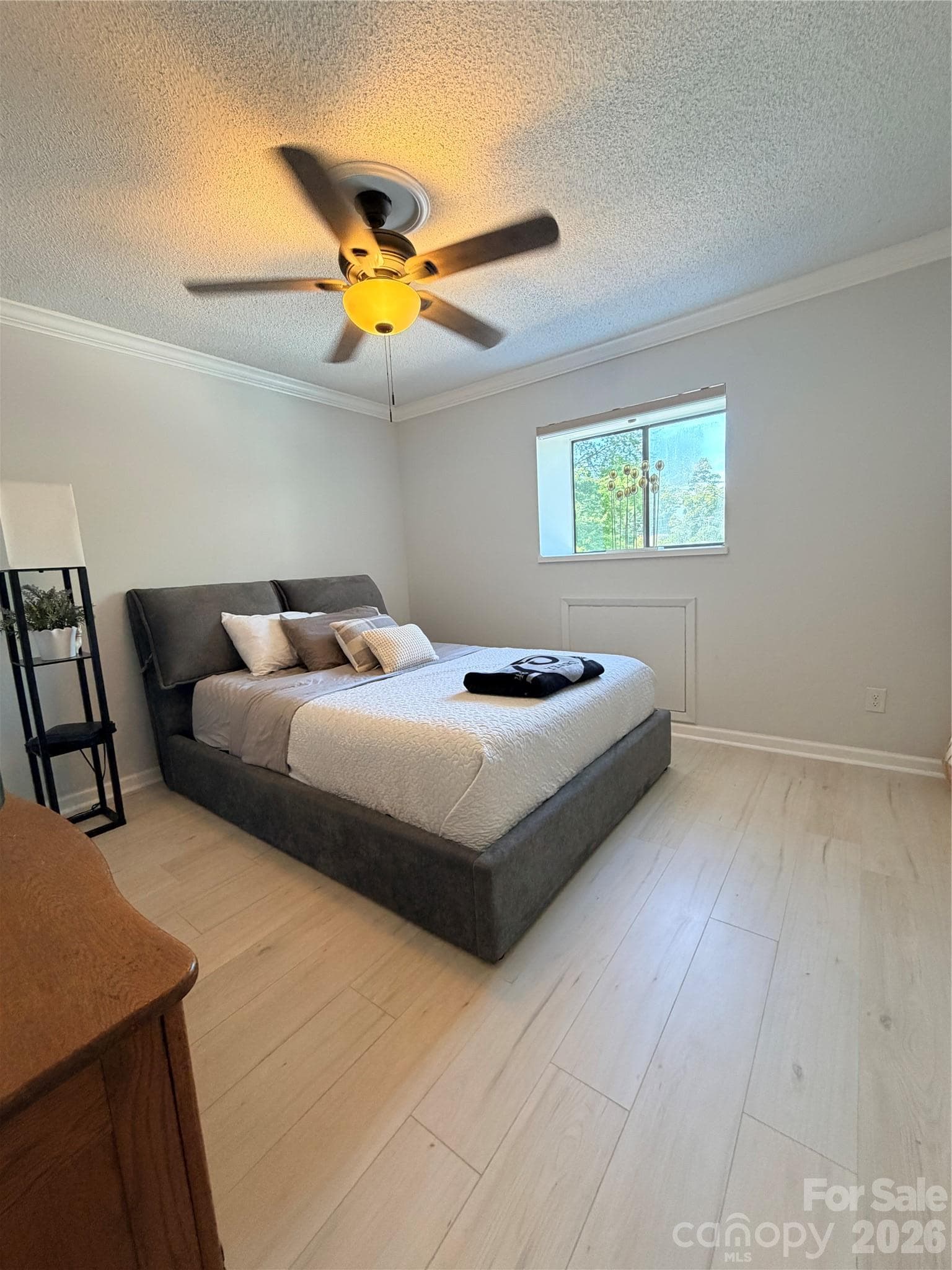 Condominium at 26 11th Avenue NE, Hickory, photo 5 of 46