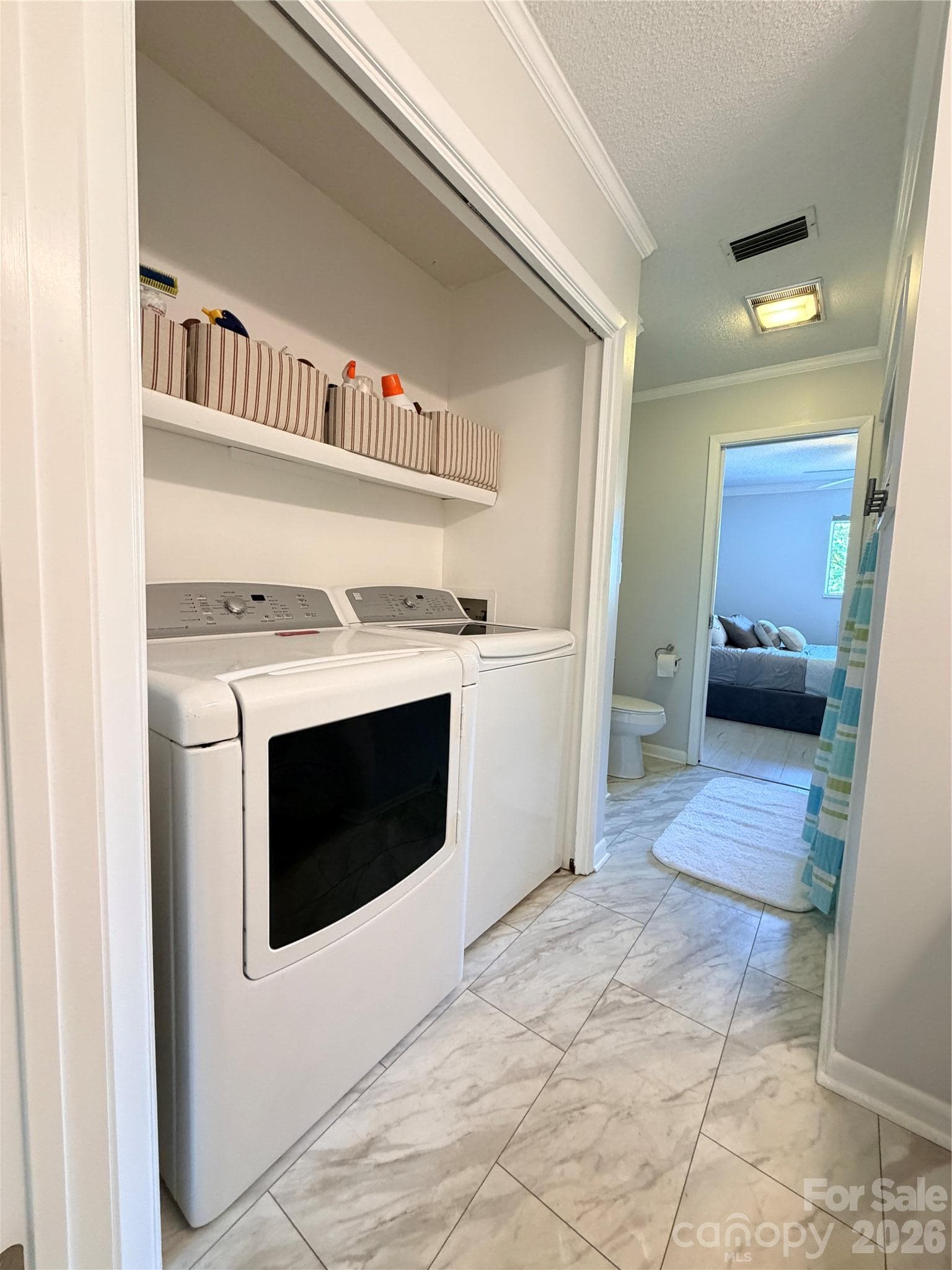 Condominium at 26 11th Avenue NE, Hickory, photo 13 of 46