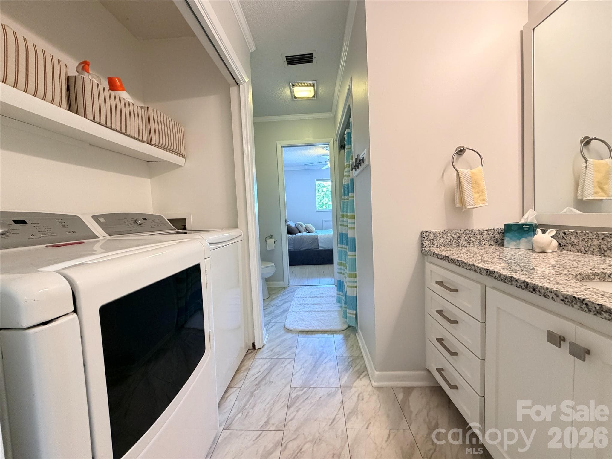 Condominium at 26 11th Avenue NE, Hickory, photo 29 of 46