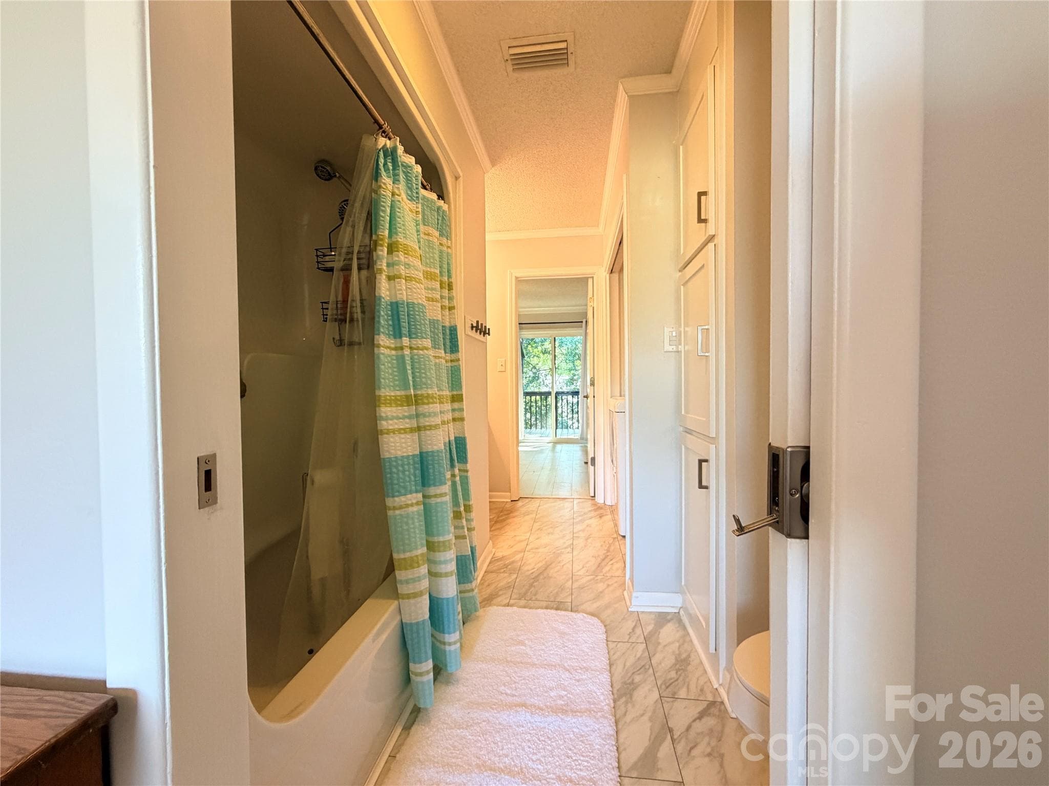 Condominium at 26 11th Avenue NE, Hickory, photo 30 of 46