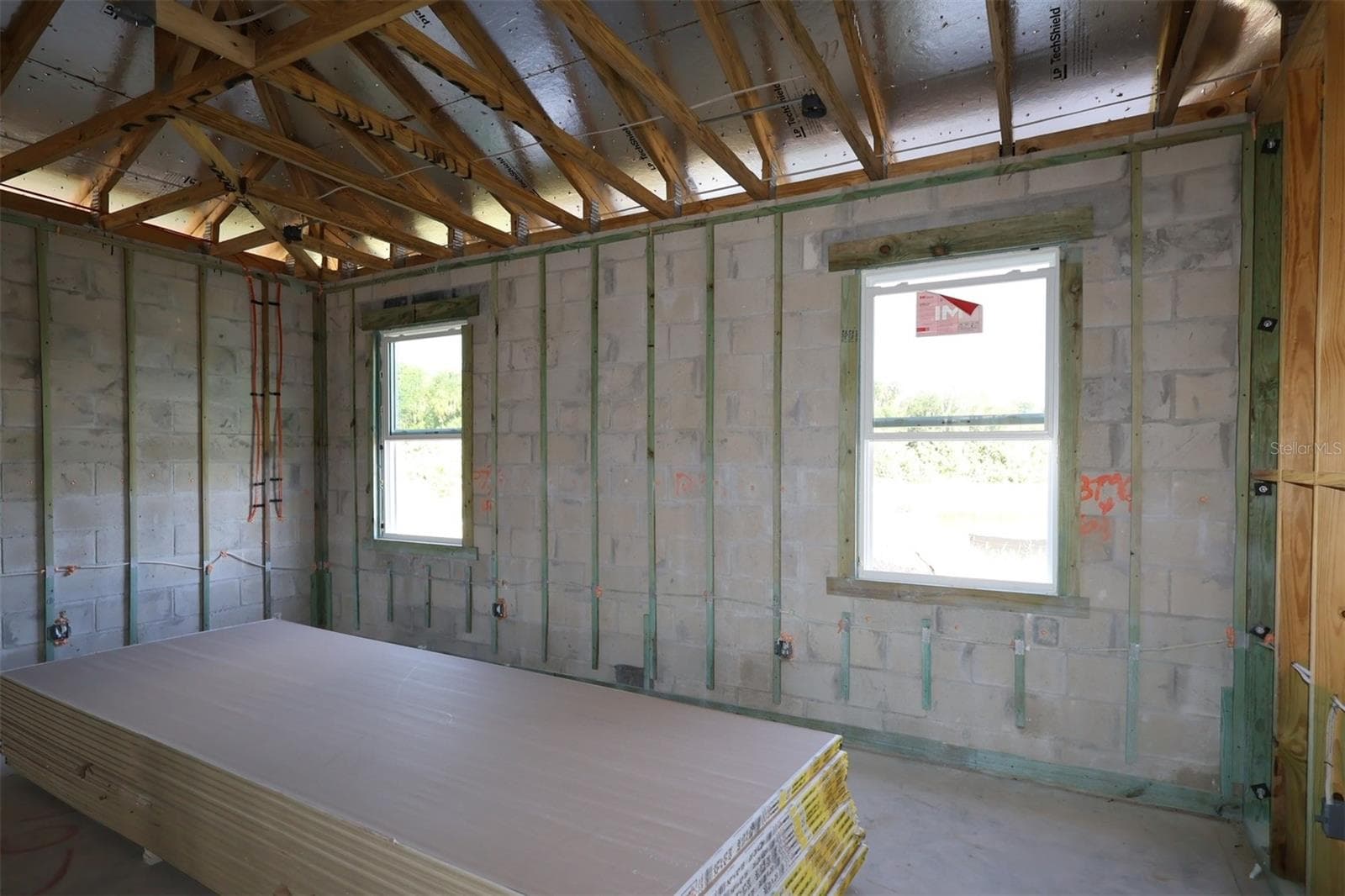 Single Family Residence at 754 RIVER STONE TRL, SANFORD, photo 8 of 17