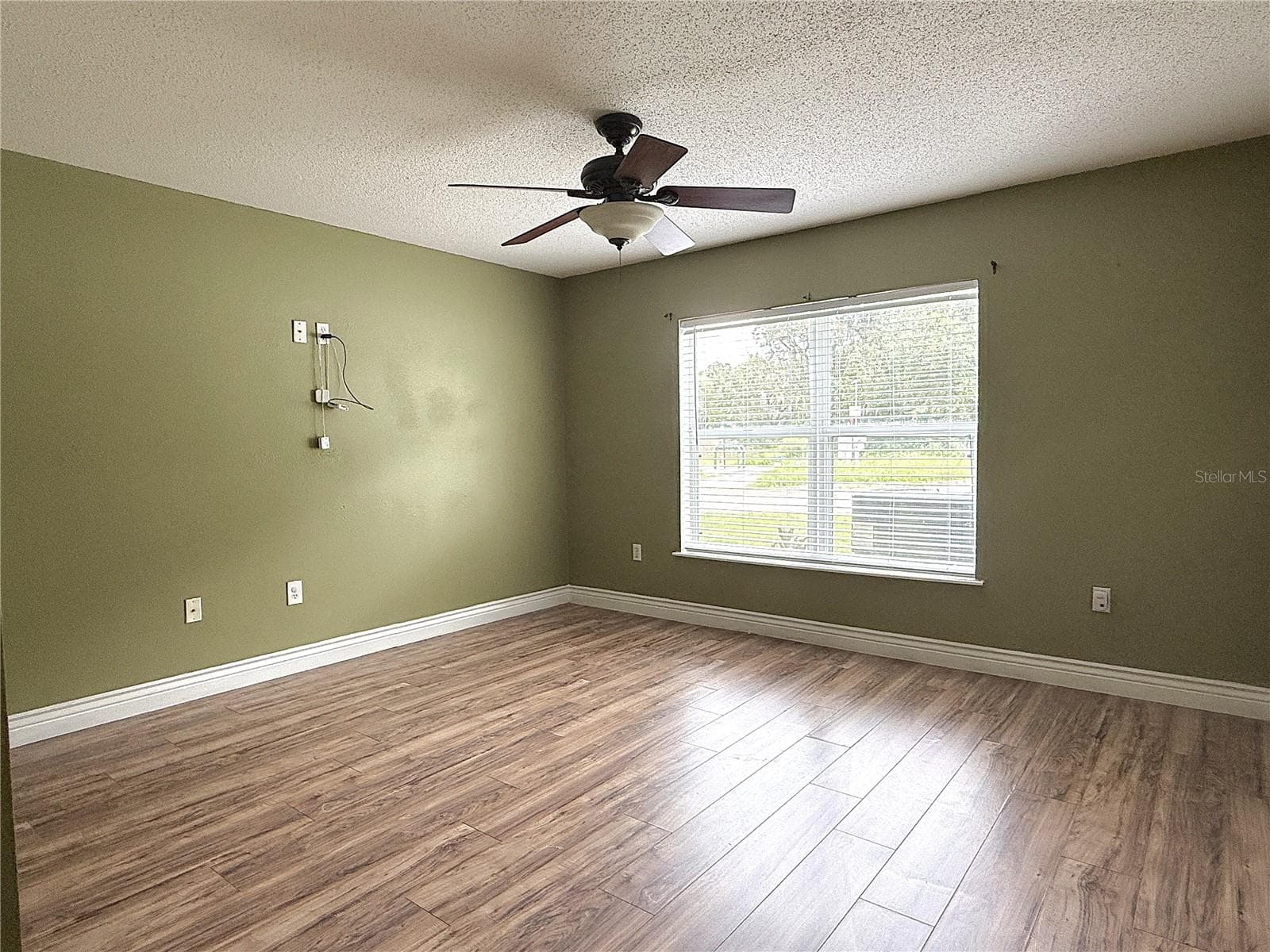 Single Family Residence at 1664 SETTLERS CREEK WAY, LAKELAND, photo 11 of 37