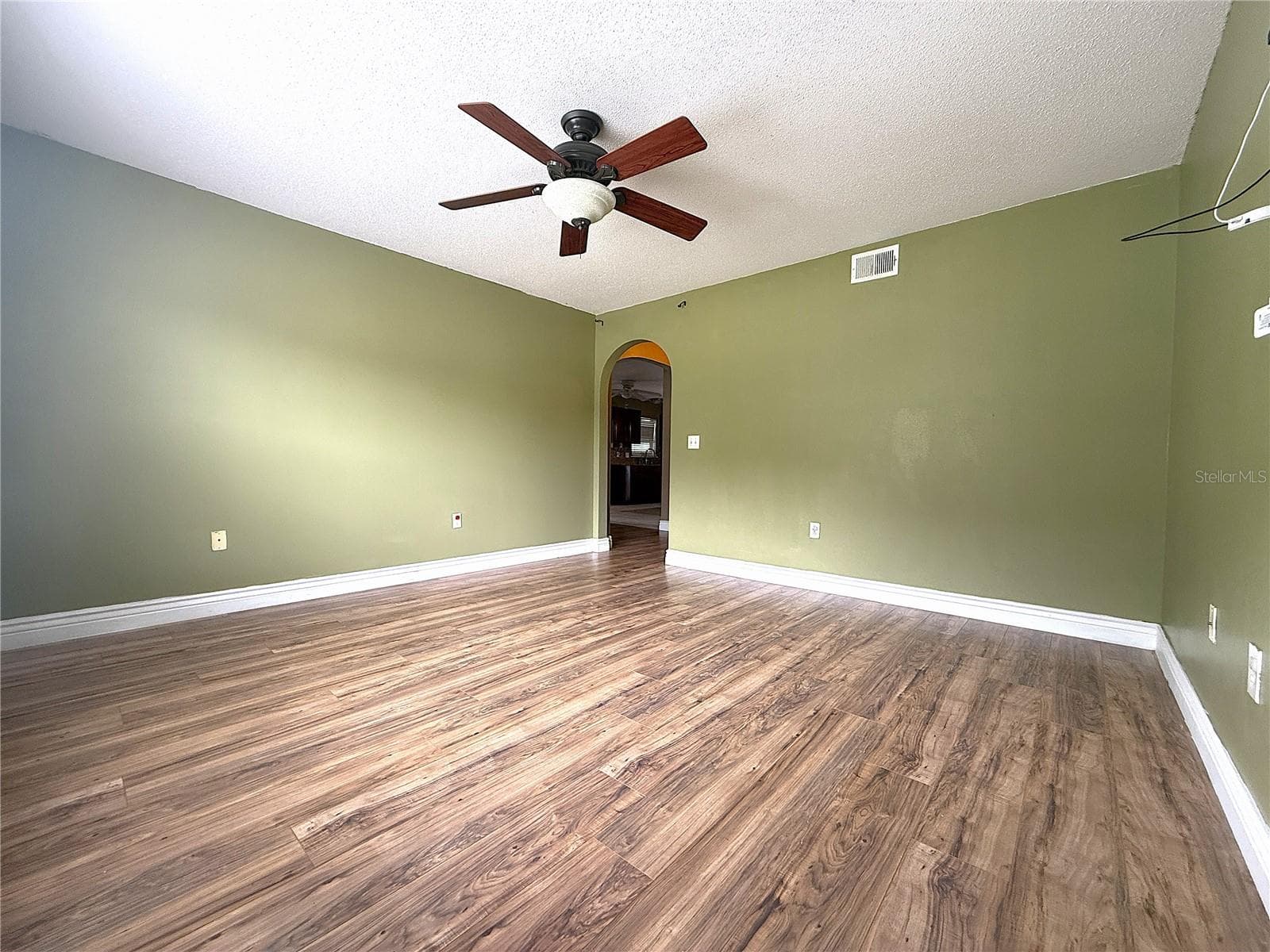 Single Family Residence at 1664 SETTLERS CREEK WAY, LAKELAND, photo 12 of 37