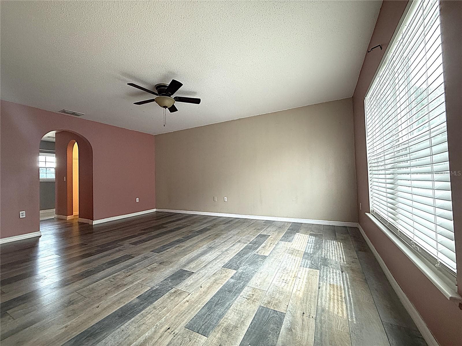 Single Family Residence at 1664 SETTLERS CREEK WAY, LAKELAND, photo 17 of 37