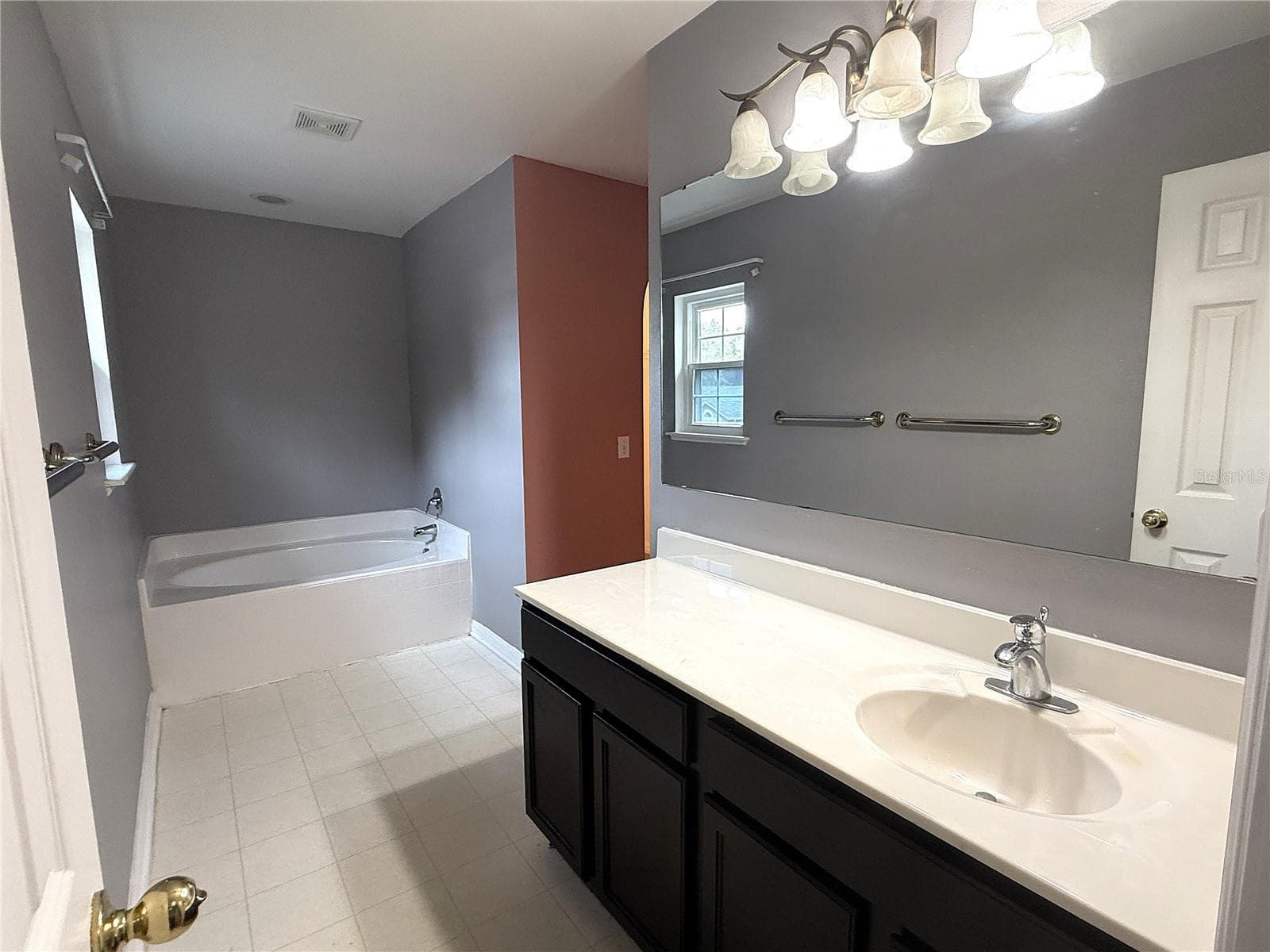Single Family Residence at 1664 SETTLERS CREEK WAY, LAKELAND, photo 19 of 37