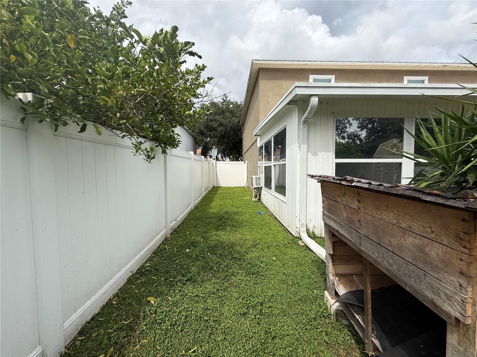 Single Family Residence at 1664 SETTLERS CREEK WAY, LAKELAND, photo 30 of 37