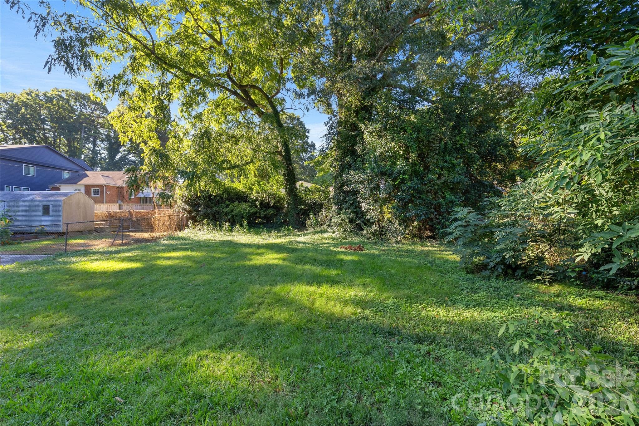 Single Family Residence at 2019 St Mark Street, Charlotte, photo 3 of 18