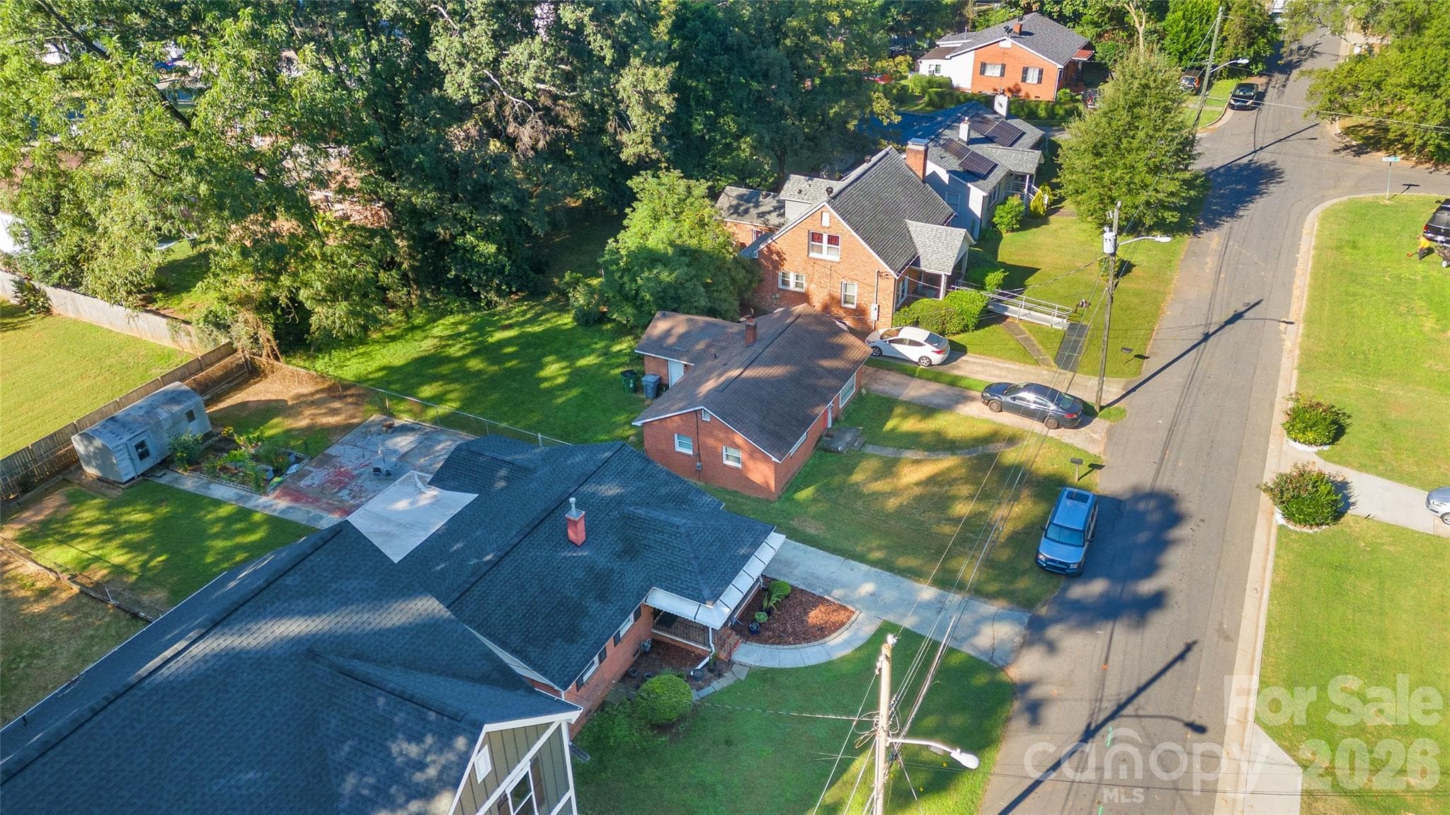 Single Family Residence at 2019 St Mark Street, Charlotte, photo 6 of 18