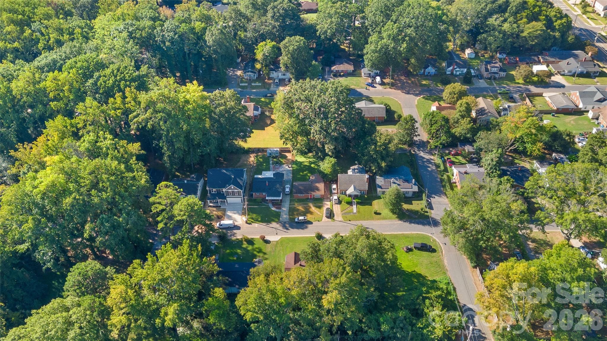Single Family Residence at 2019 St Mark Street, Charlotte, photo 12 of 18