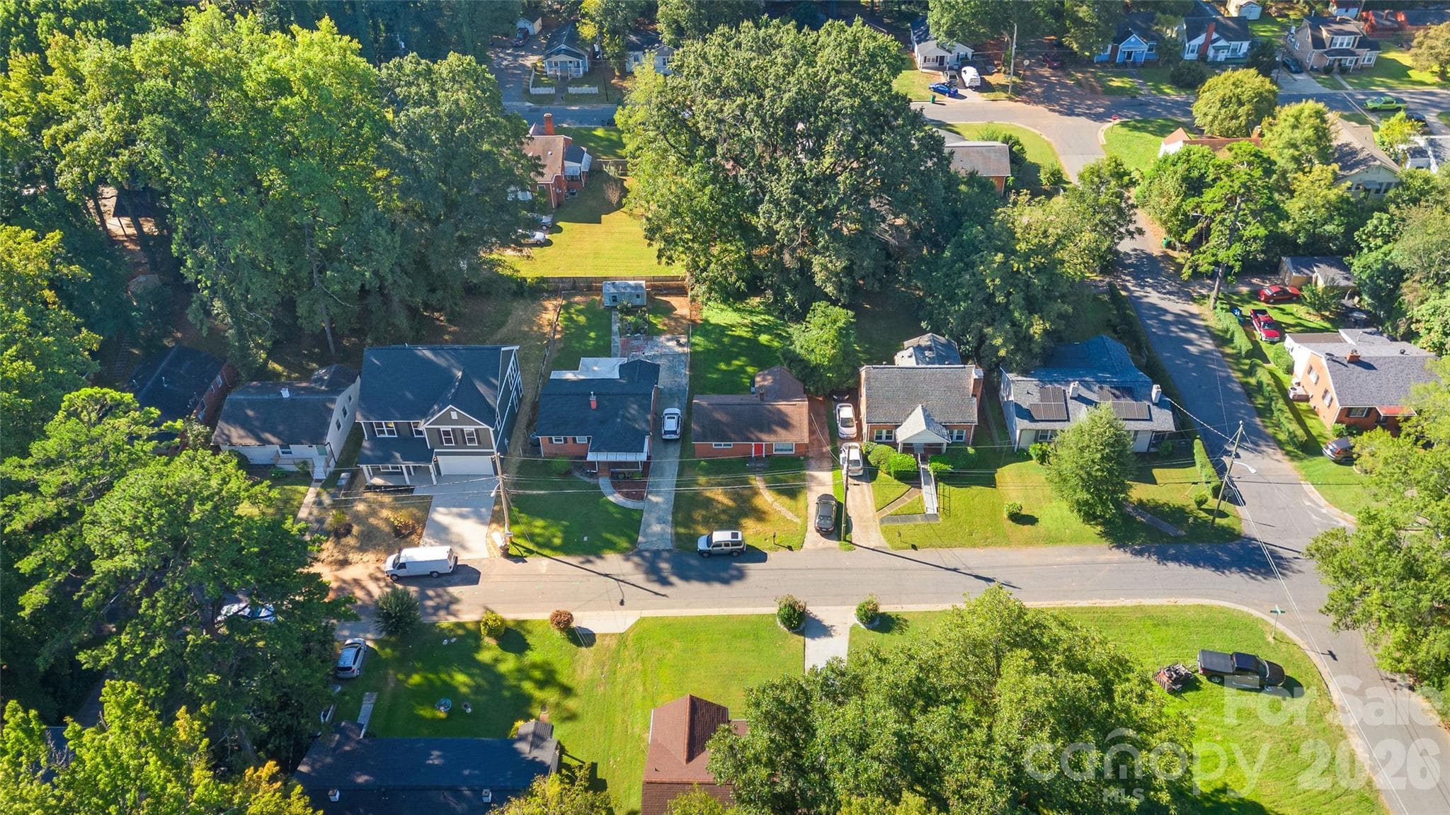 Single Family Residence at 2019 St Mark Street, Charlotte, photo 13 of 18