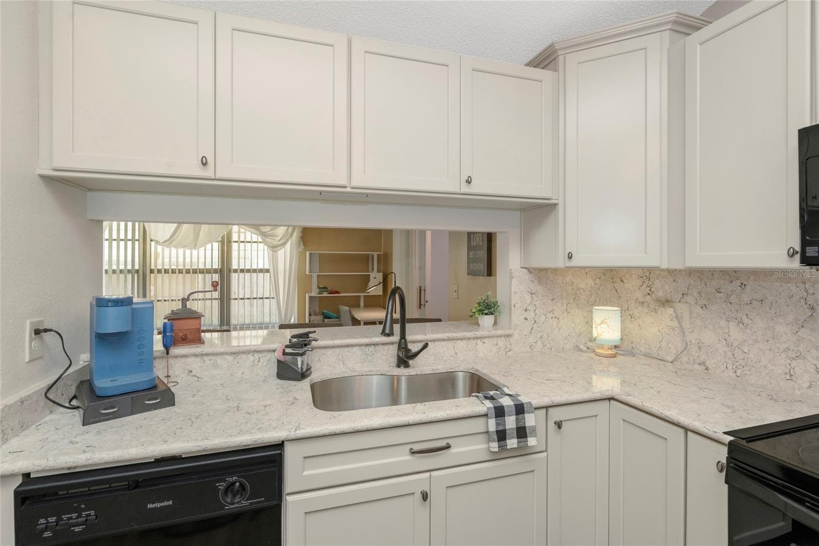 Kitchen - 7508 COMO DR, NEW PORT RICHEY