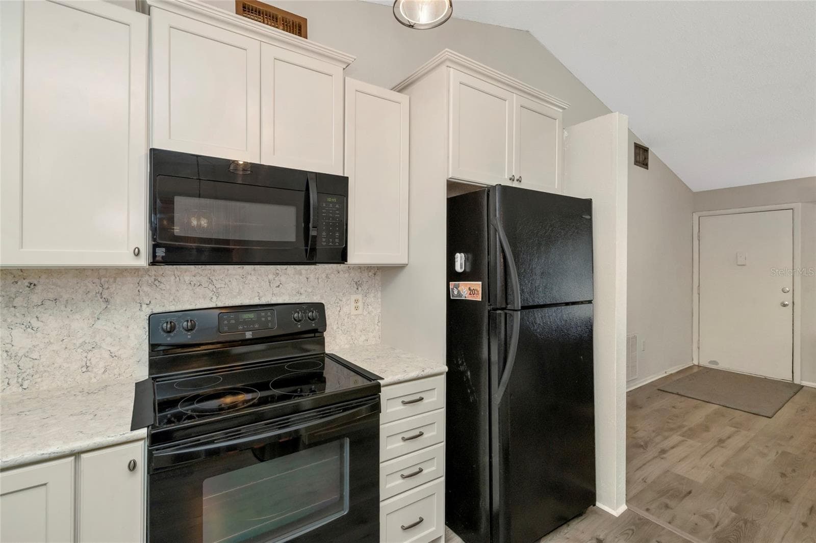 Kitchen - 7508 COMO DR, NEW PORT RICHEY