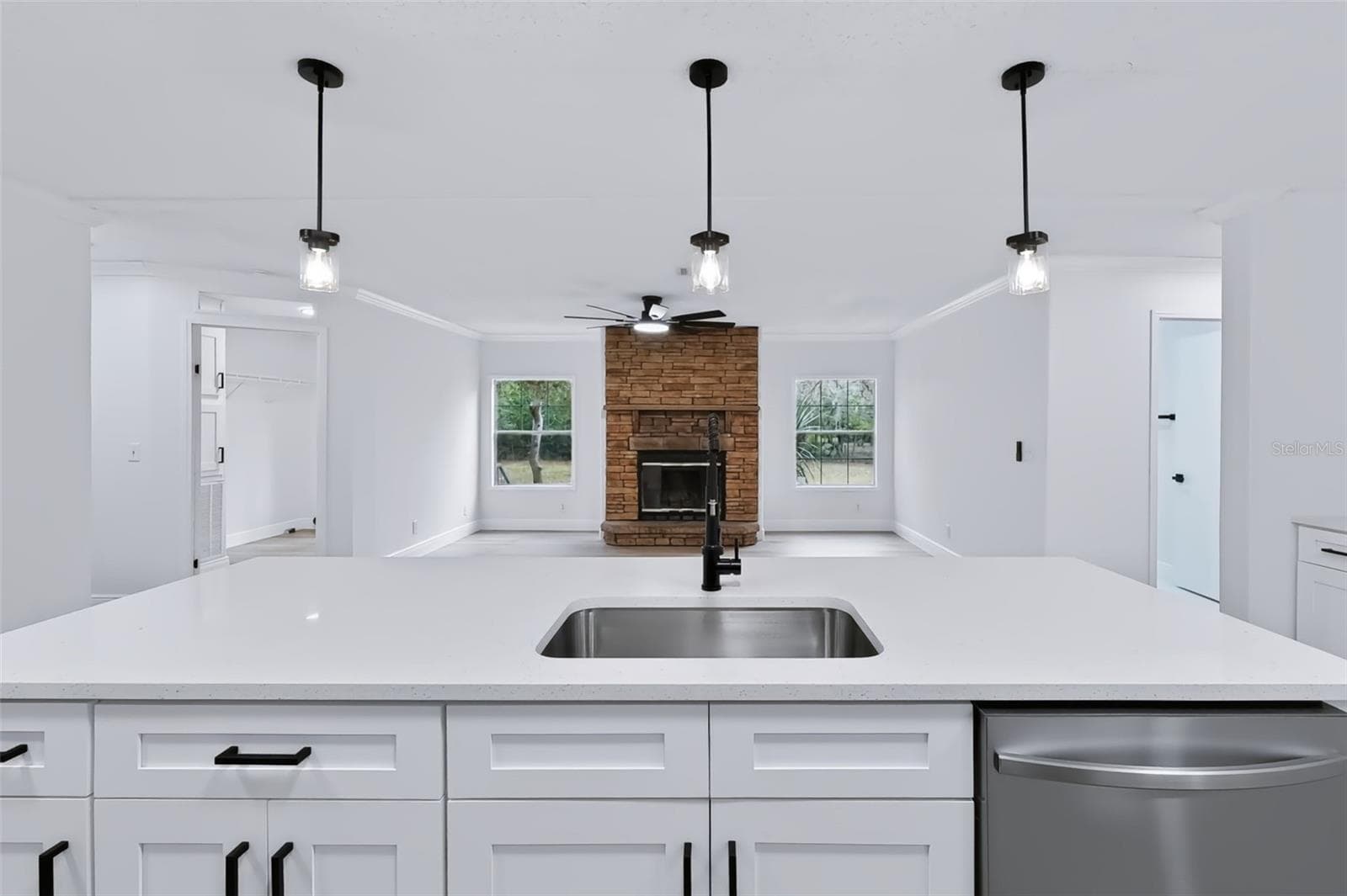 Manufactured Home at 14100 LITTLE RANCH RD, SPRING HILL, photo 7 of 42