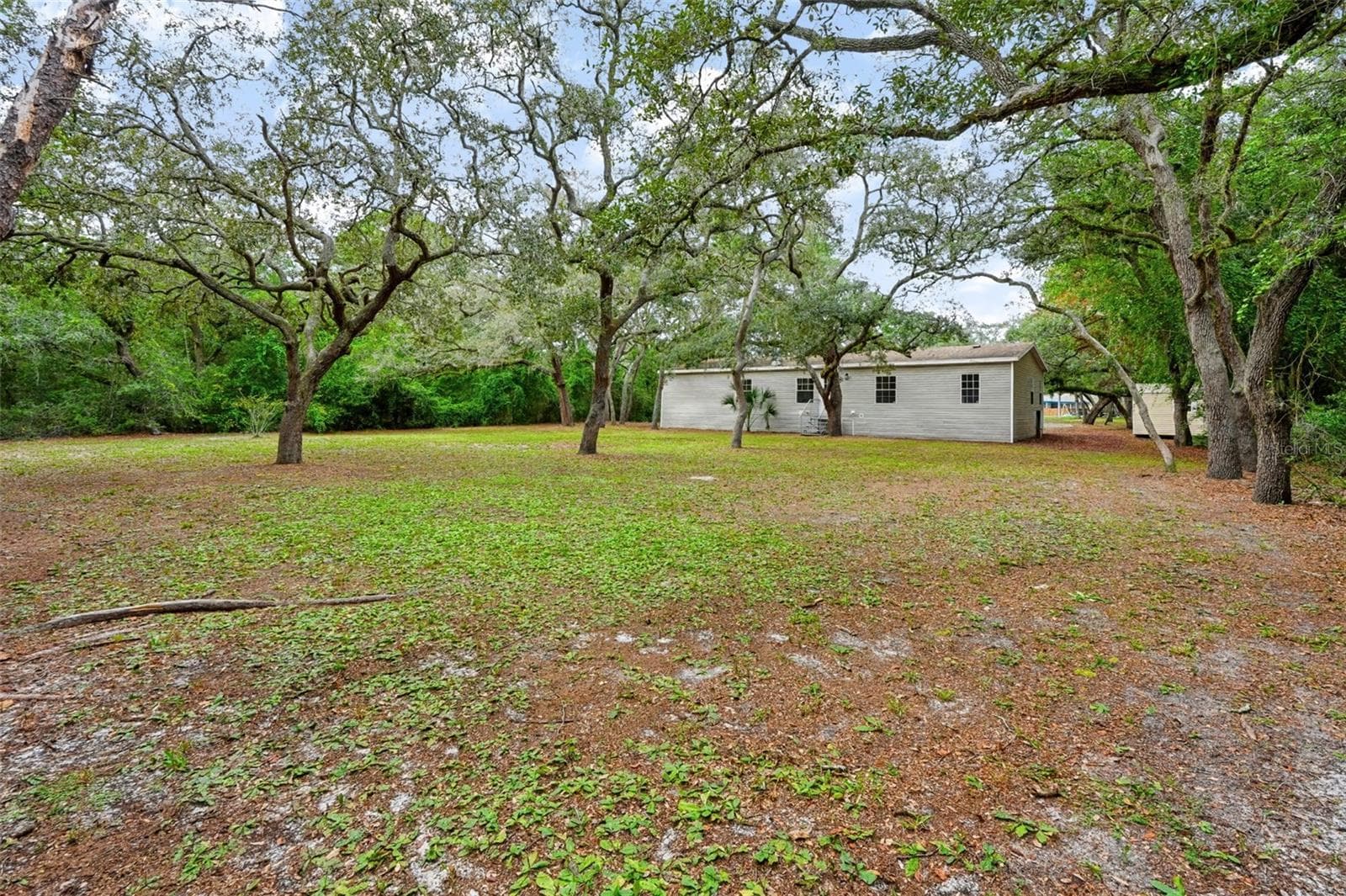 Manufactured Home at 14100 LITTLE RANCH RD, SPRING HILL, photo 35 of 42