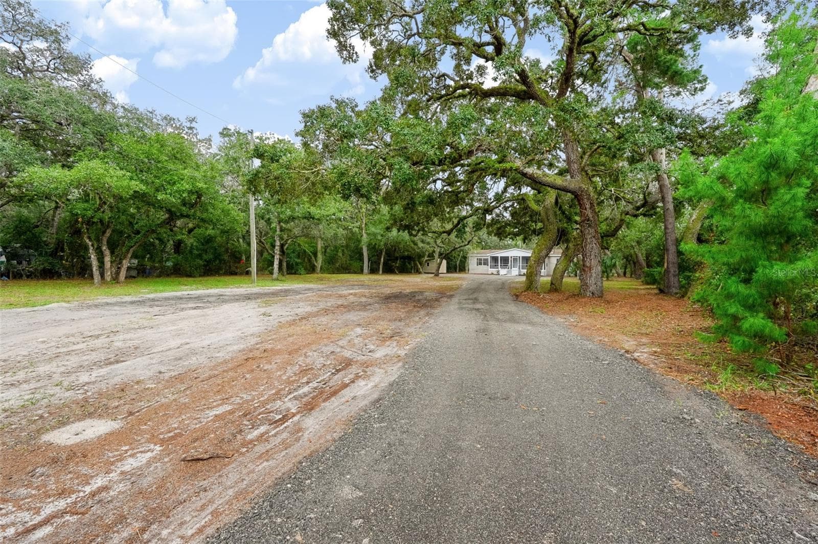 Manufactured Home at 14100 LITTLE RANCH RD, SPRING HILL, photo 41 of 42