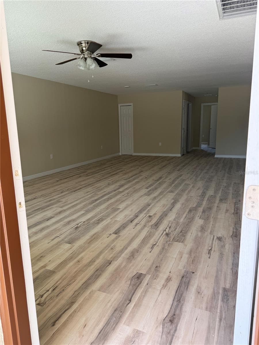 Single Family Residence at 15390 NE 5TH ST, WILLISTON, photo 4 of 15
