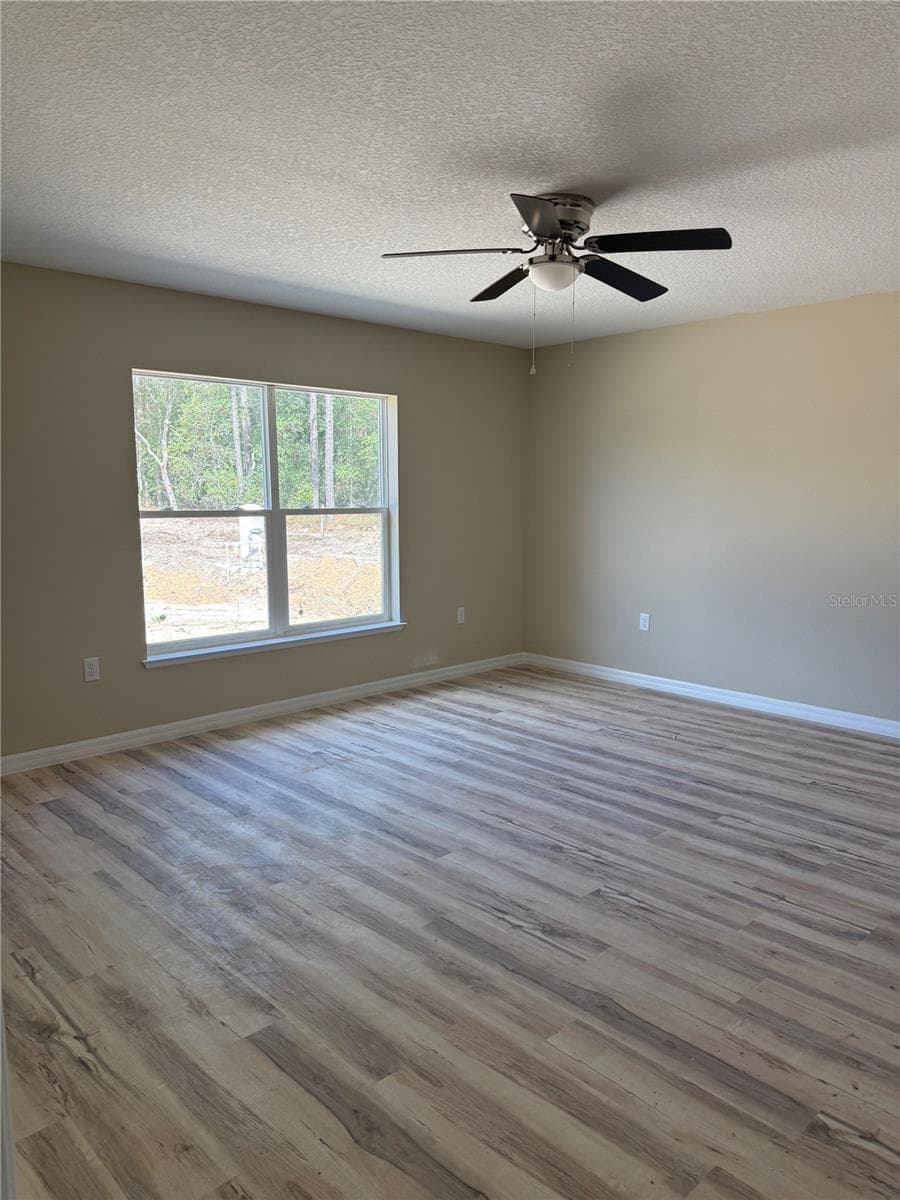 Single Family Residence at 15390 NE 5TH ST, WILLISTON, photo 10 of 15