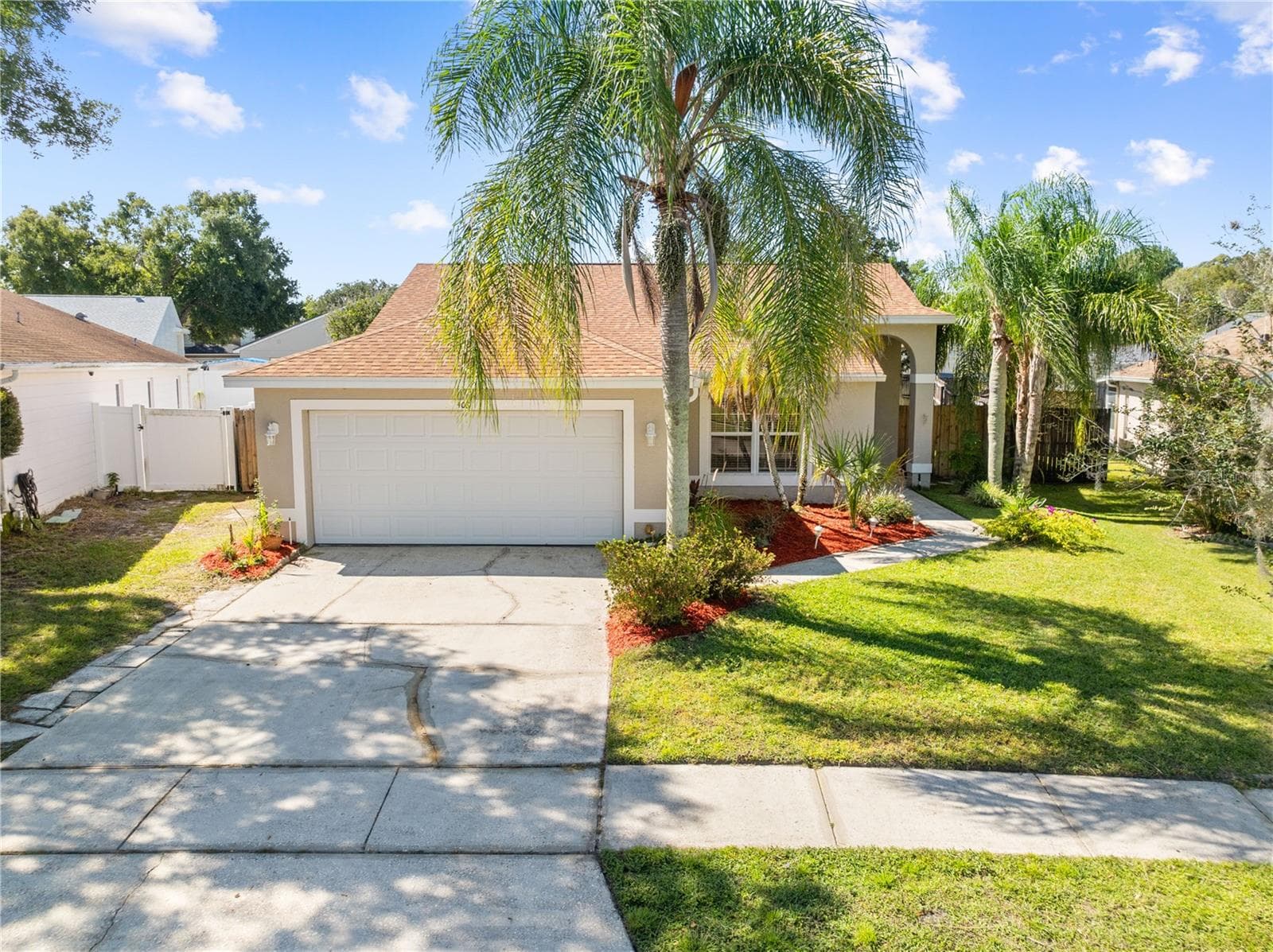 408 LANCERS DR