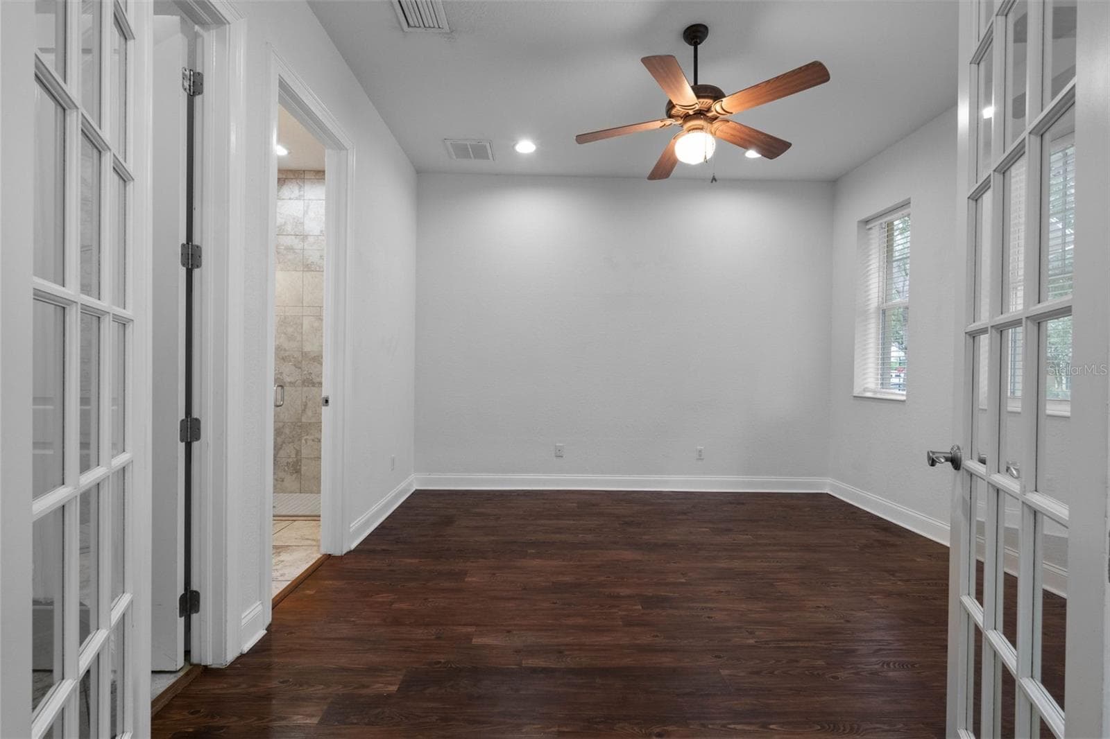 Townhouse at 6030 PRINTERY ST #101, TAMPA, photo 4 of 99