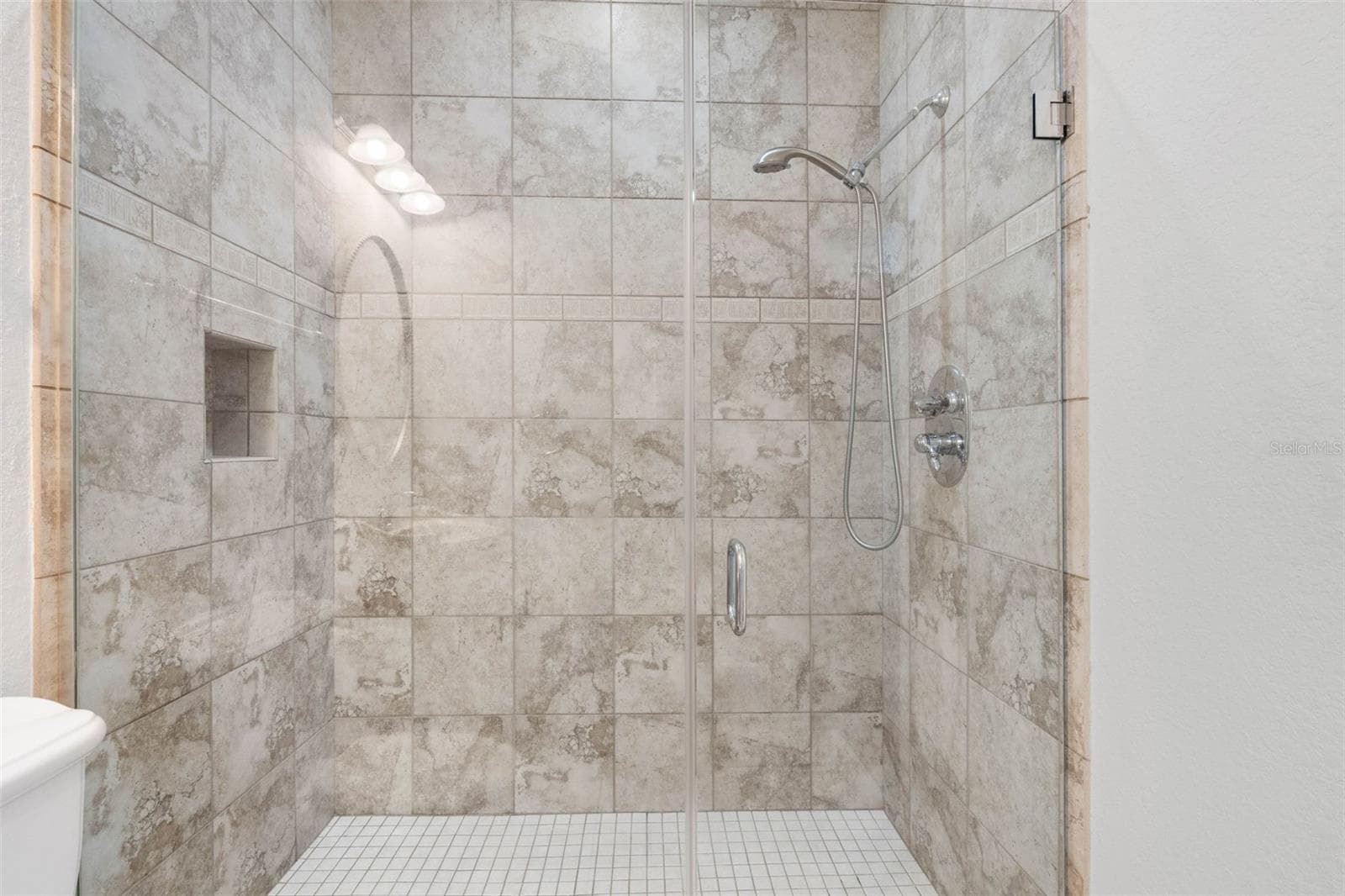 Townhouse at 6030 PRINTERY ST #101, TAMPA, photo 43 of 99