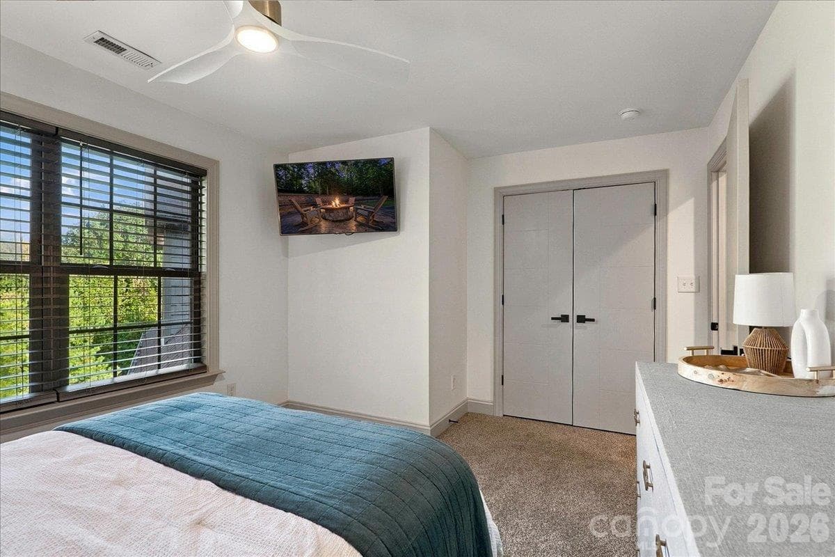 Single Family Residence at 330 Woodland Glen Road, Clover, photo 29 of 48