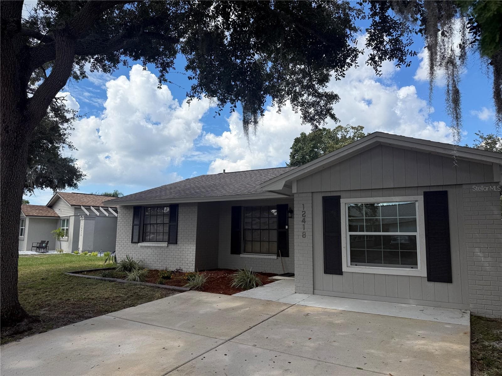 12418 QUEENSLAND LN