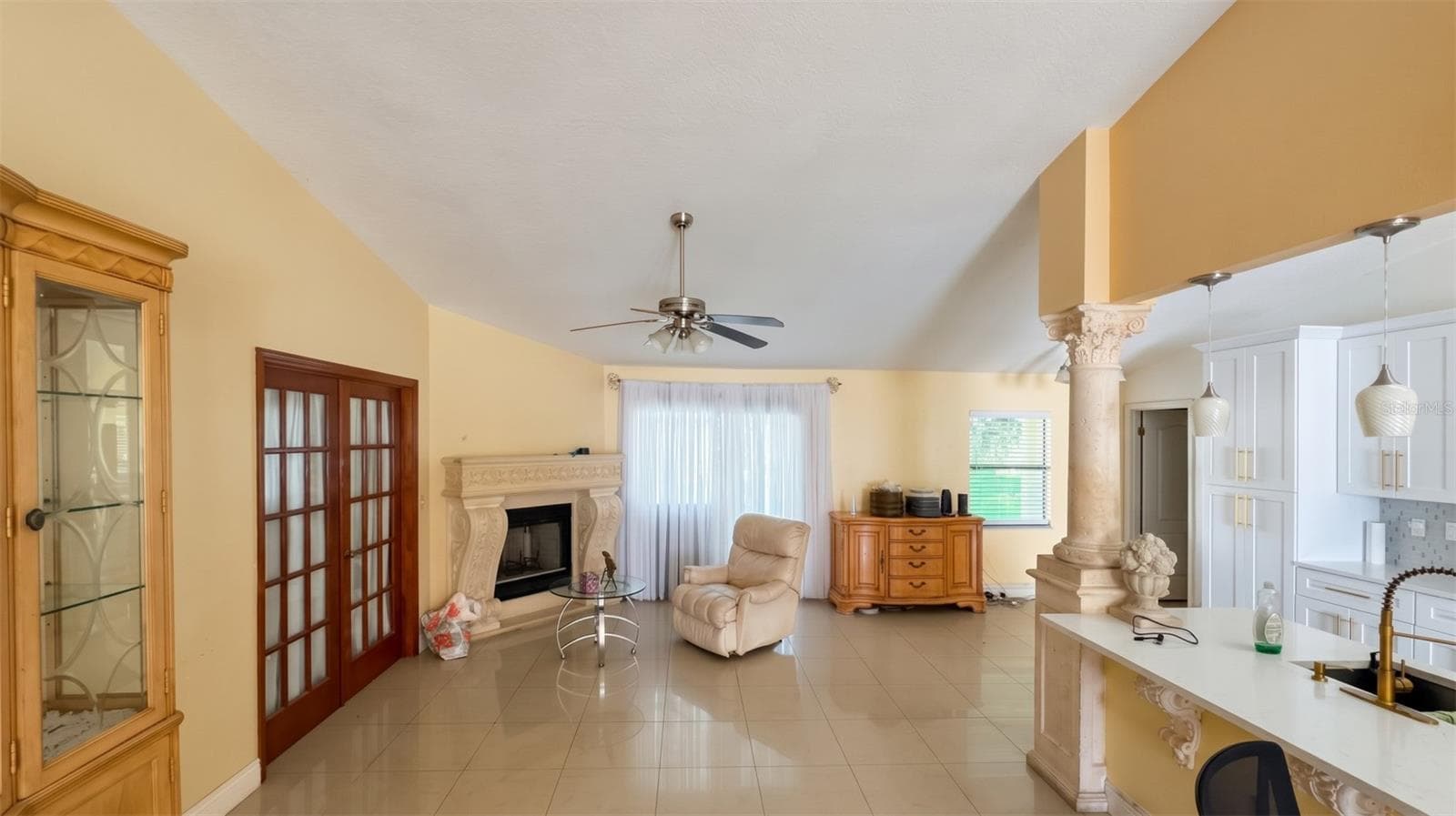 Family Room - 822 VALNERA CT, KISSIMMEE