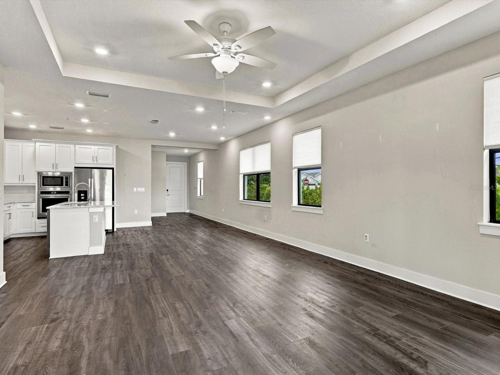 Villa at 18519 DAYSPRING PL, VENICE, photo 12 of 60