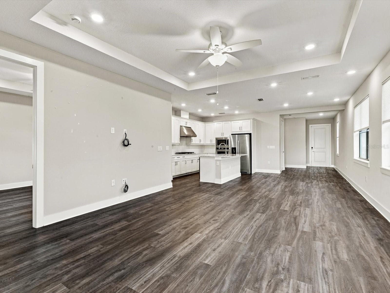 Villa at 18519 DAYSPRING PL, VENICE, photo 13 of 60