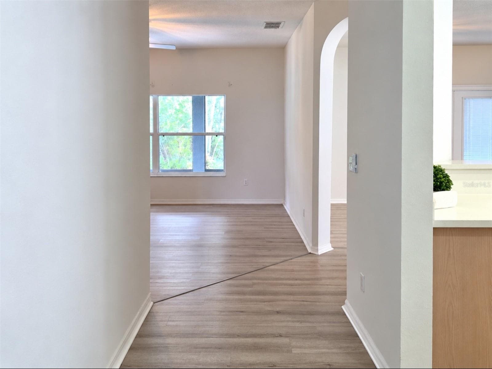 Single Family Residence at 2512 BROOKSTONE DR, KISSIMMEE, photo 7 of 56
