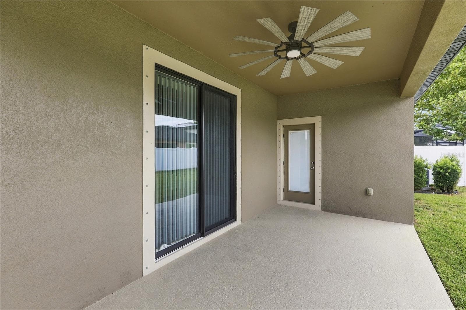 Single Family Residence at 12511 BALLENTRAE FOREST DR, RIVERVIEW, photo 34 of 45