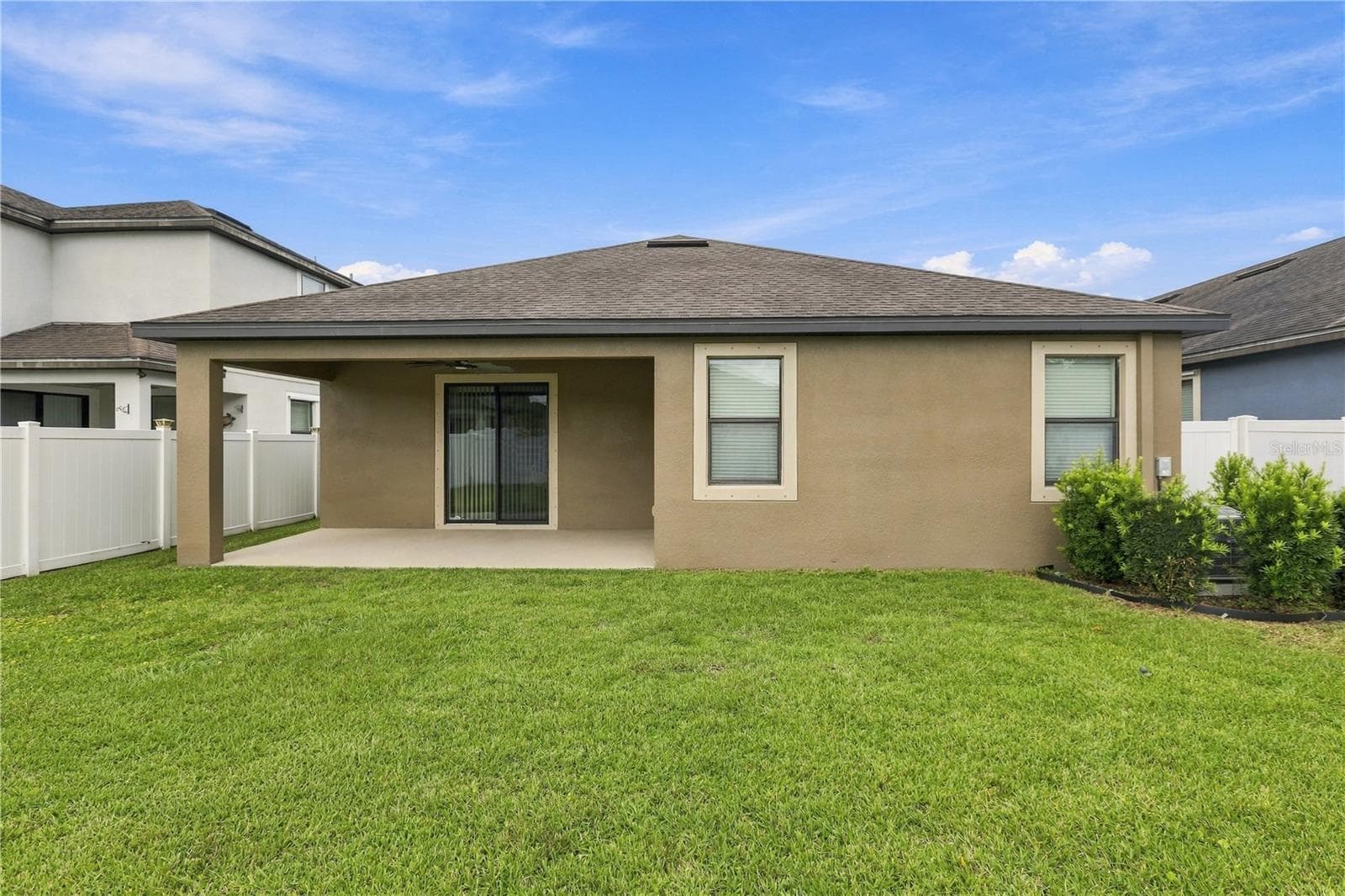 BIG BACKYARD - 12511 BALLENTRAE FOREST DR, RIVERVIEW