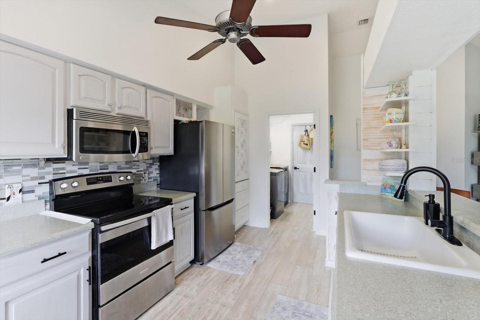 Villa at 18008 TARRINGTON PL, HUDSON, photo 4 of 60