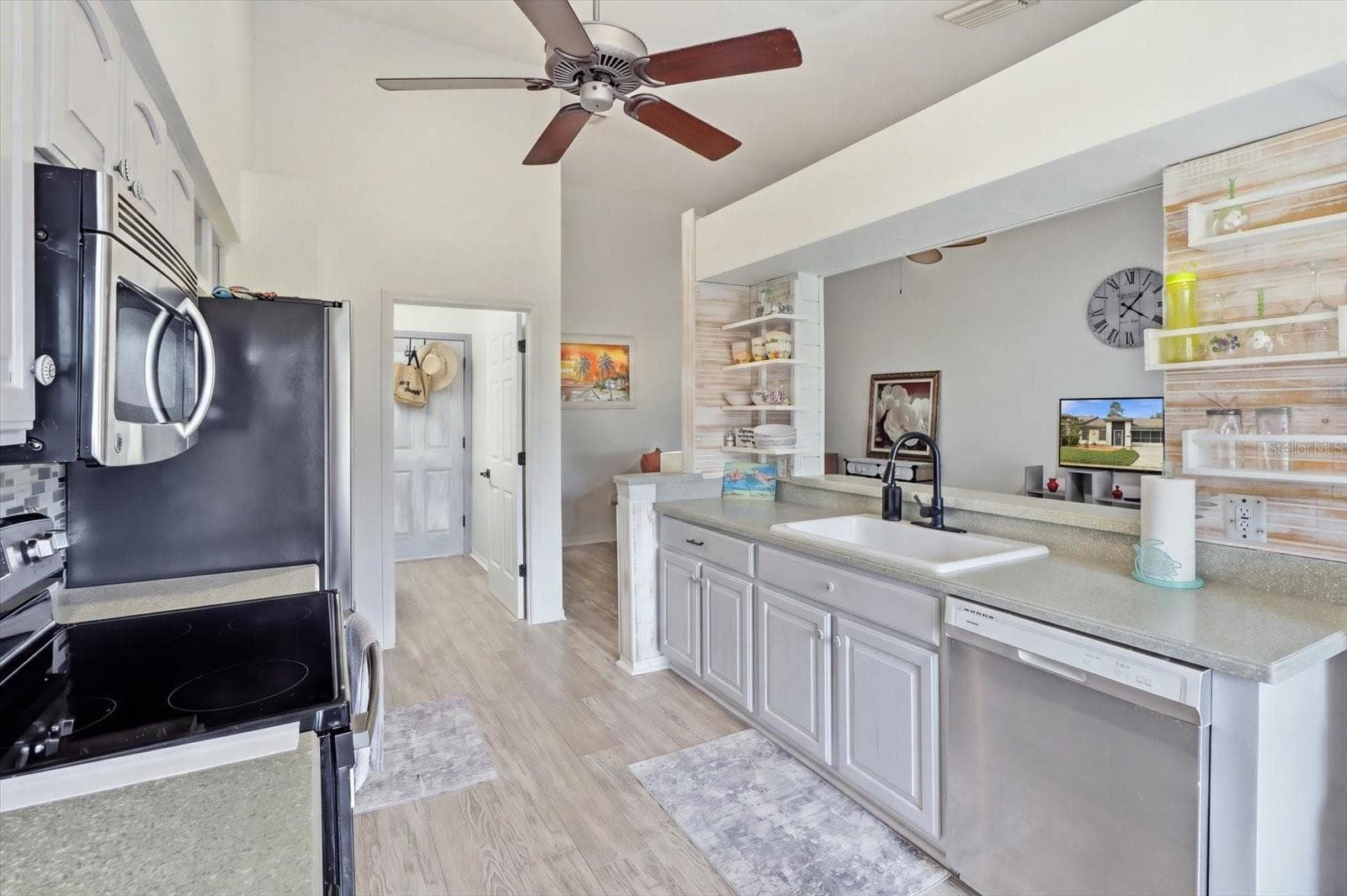 Villa at 18008 TARRINGTON PL, HUDSON, photo 17 of 60