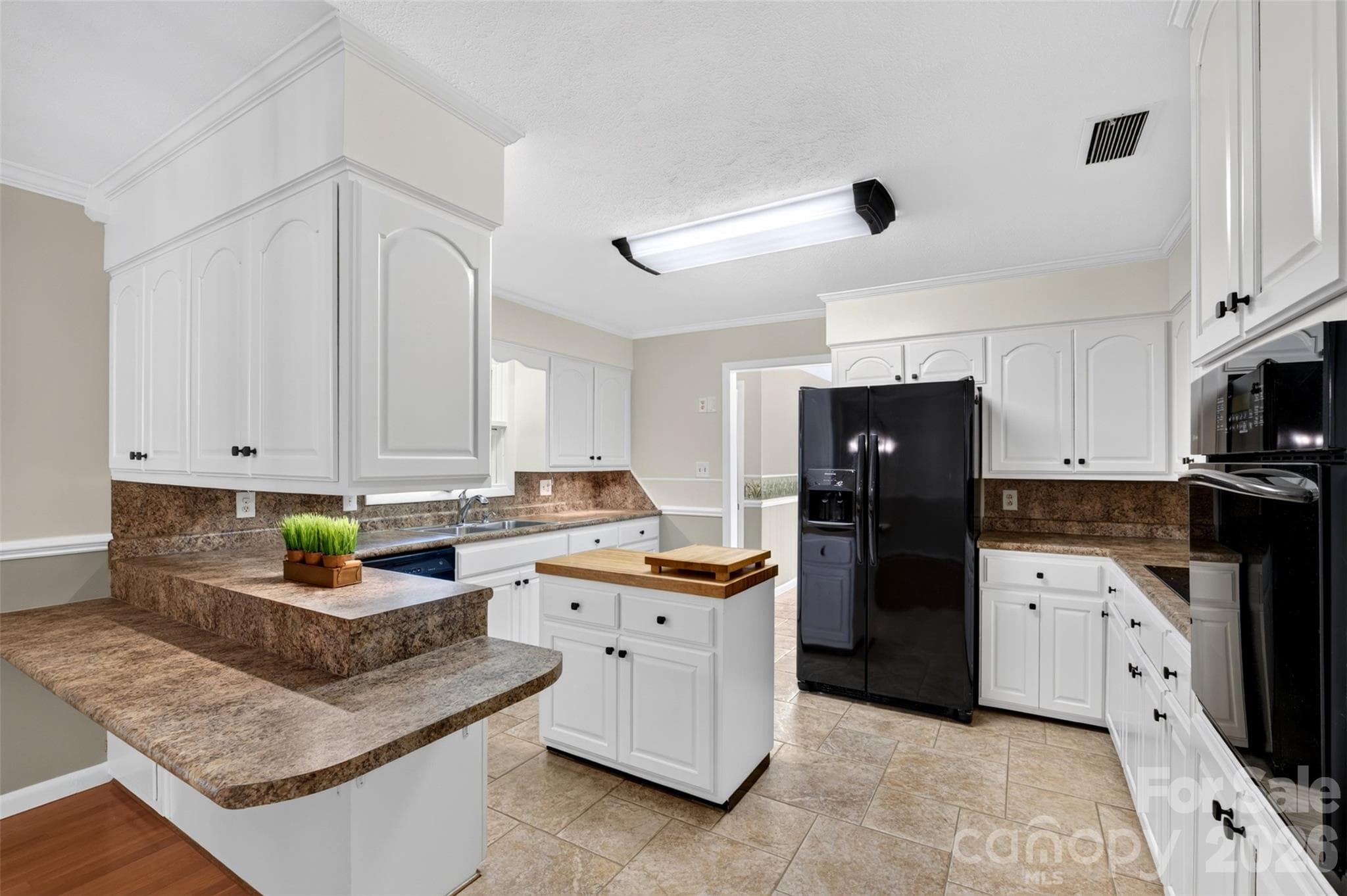 Kitchen - 1007 Woodland Street SE, Valdese