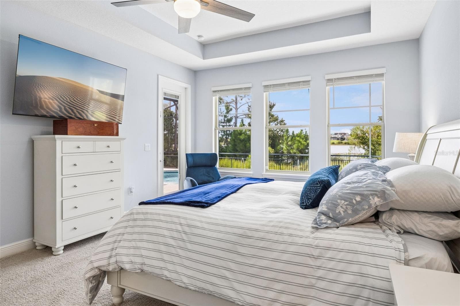French Door out to Pool and Paito - 10048 BEACH PORT DR, WINTER GARDEN