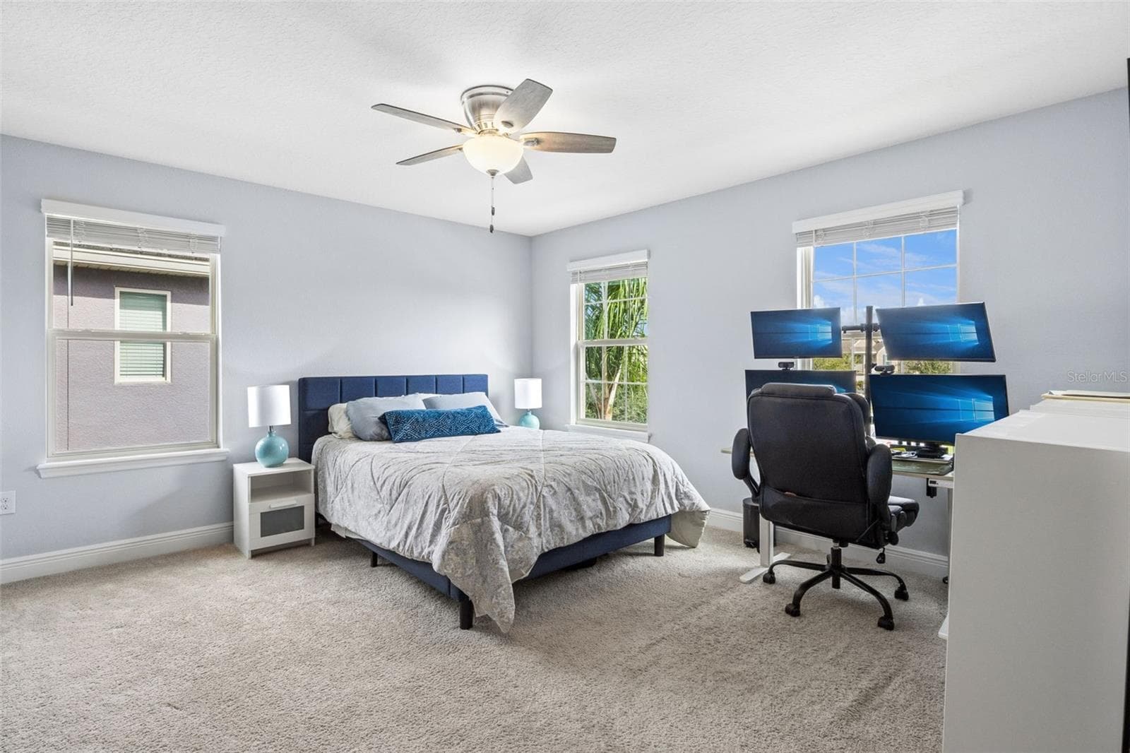 Bedroom 3 with HUGE Walk in Closet - 10048 BEACH PORT DR, WINTER GARDEN
