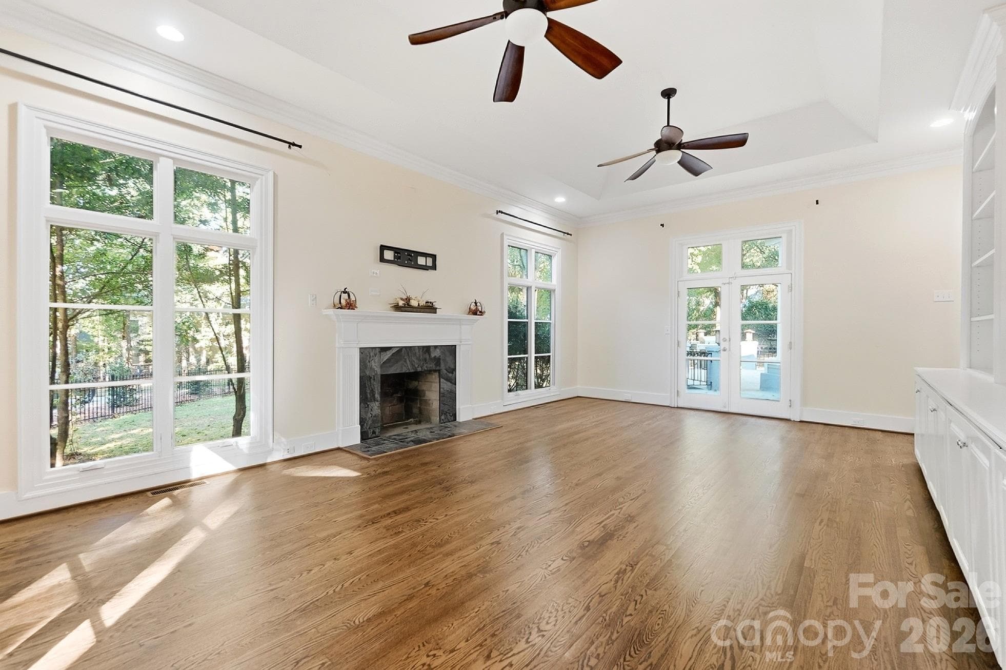 Family Room - Not Staged - 3501 Castellaine Drive, Charlotte