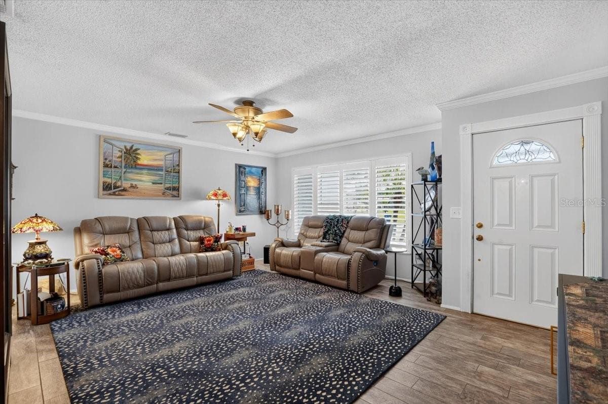 Living Room. - 5503 18TH AVE E, BRADENTON