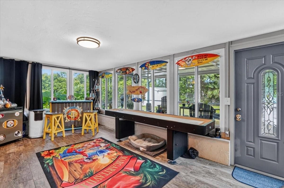 Florida Room. - 5503 18TH AVE E, BRADENTON