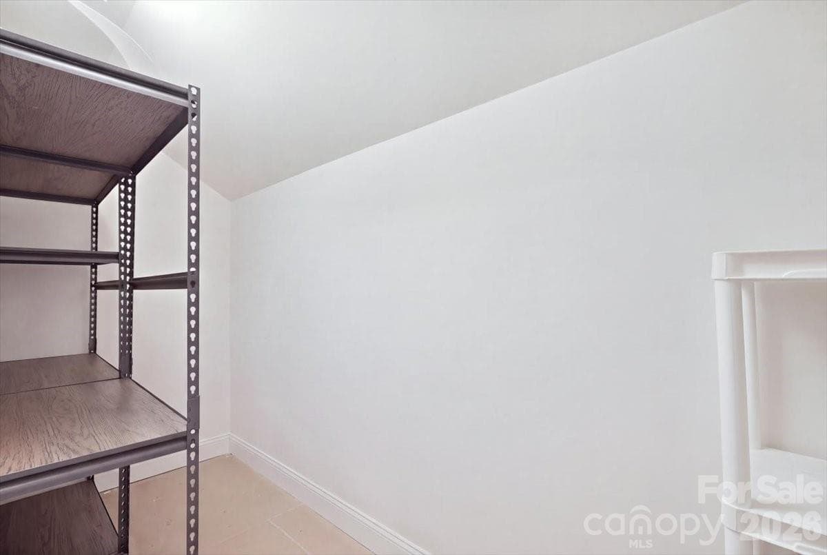 2nd level - another walk-in closet area - 389 Harvest Valley Lane, Fort Mill