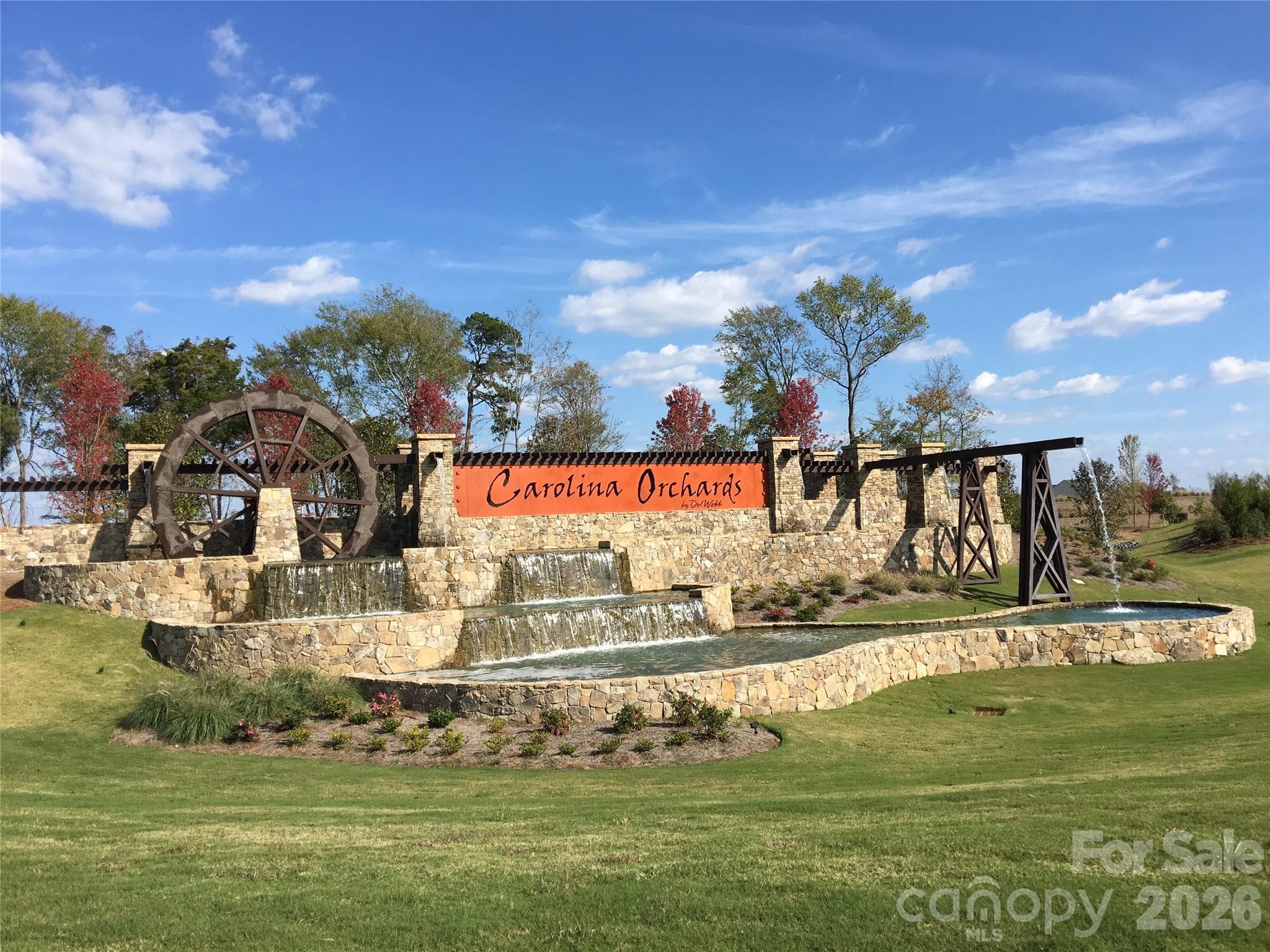 Come join us in the Orchards . . . It's a great place to call home :) - 389 Harvest Valley Lane, Fort Mill