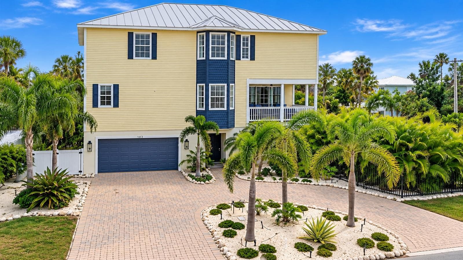 Single Family Residence at 303 58TH ST, HOLMES BEACH, photo 6 of 100